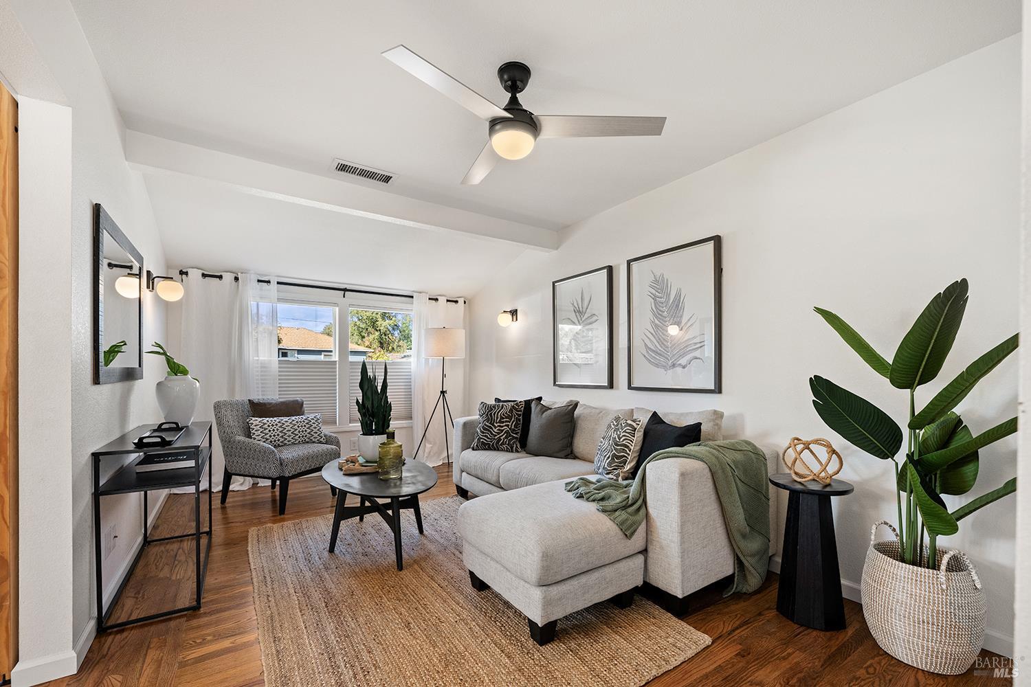 Santa Rosa, California, 95405, United States, 2 Bedrooms Bedrooms, ,2 BathroomsBathrooms,Residential,For Sale,1989467