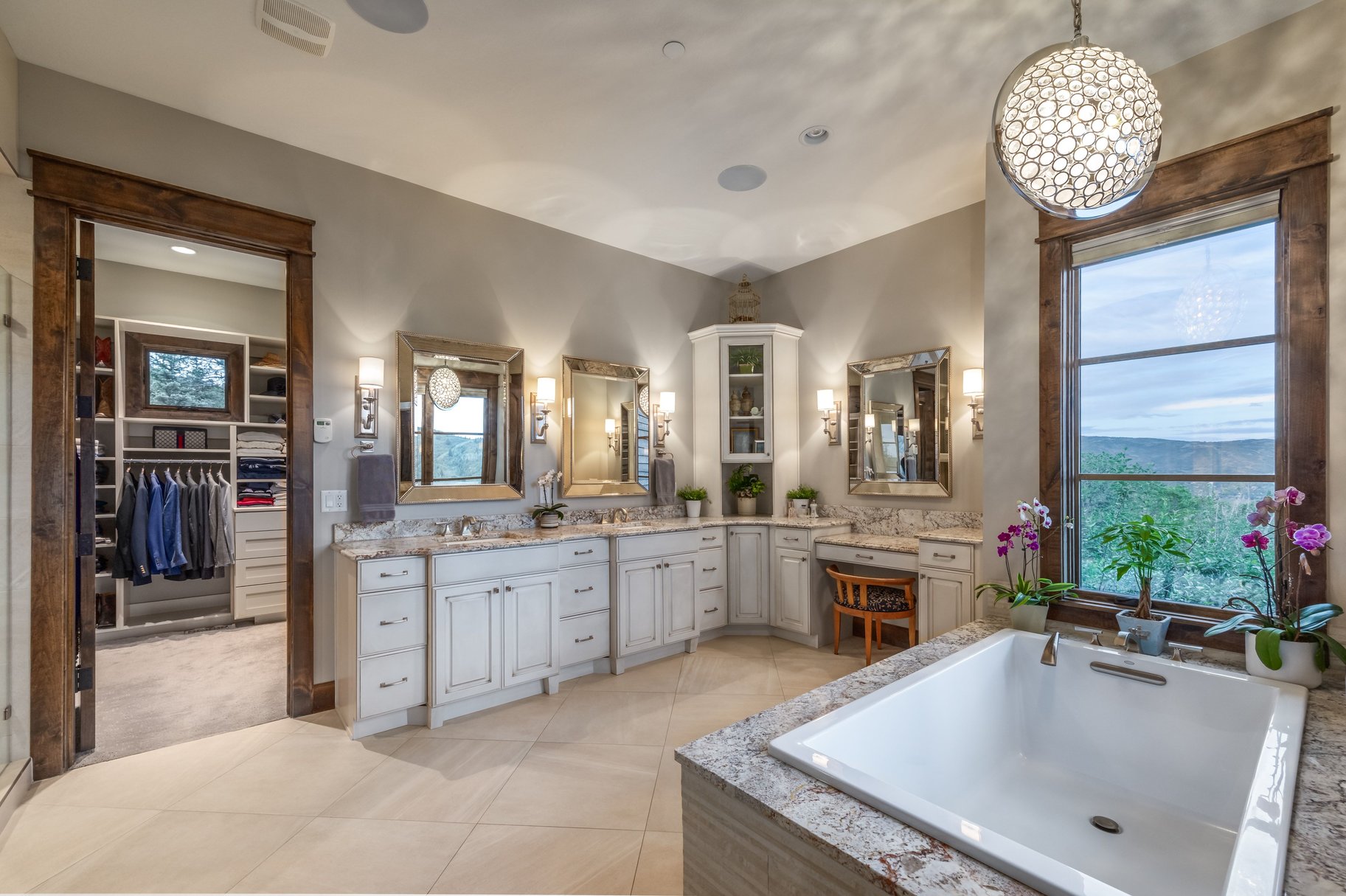  Luxury Custom Home in the Coveted Woods of Parleys Lane - 物件實景