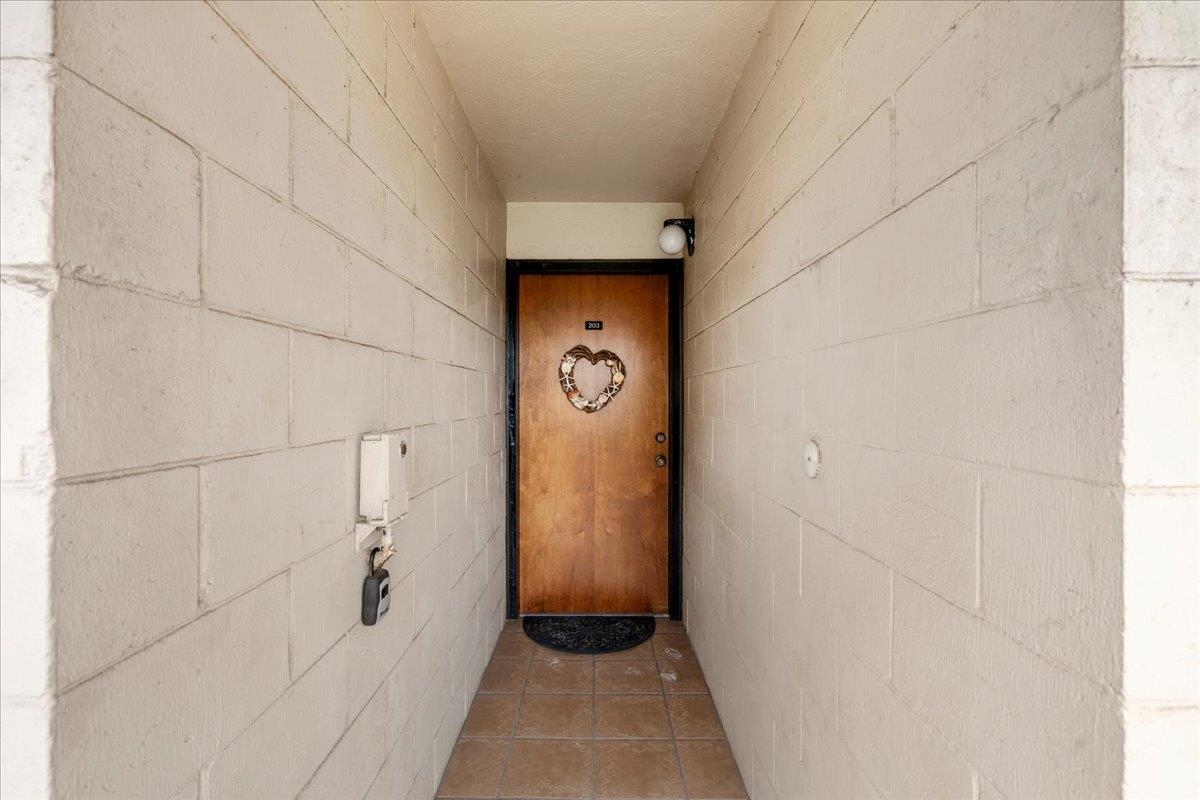 Wailuku, Hawaii, 96793, United States, 2 Bedrooms Bedrooms, ,2 BathroomsBathrooms,Residential,For Sale,1849060