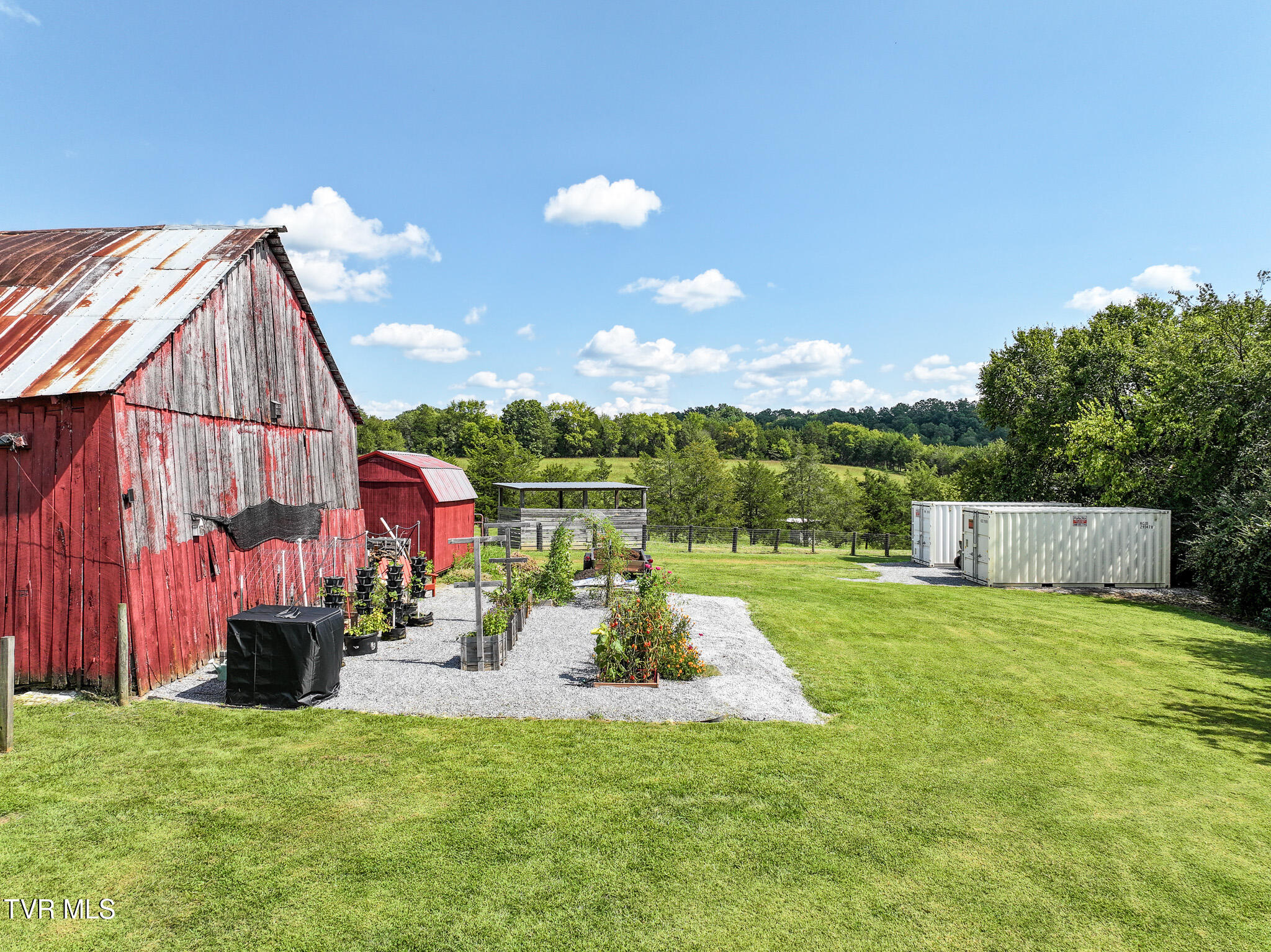 Greeneville, Tennessee, 37745, United States, 3 Bedrooms Bedrooms, ,3 BathroomsBathrooms,Residential,For Sale,2039547