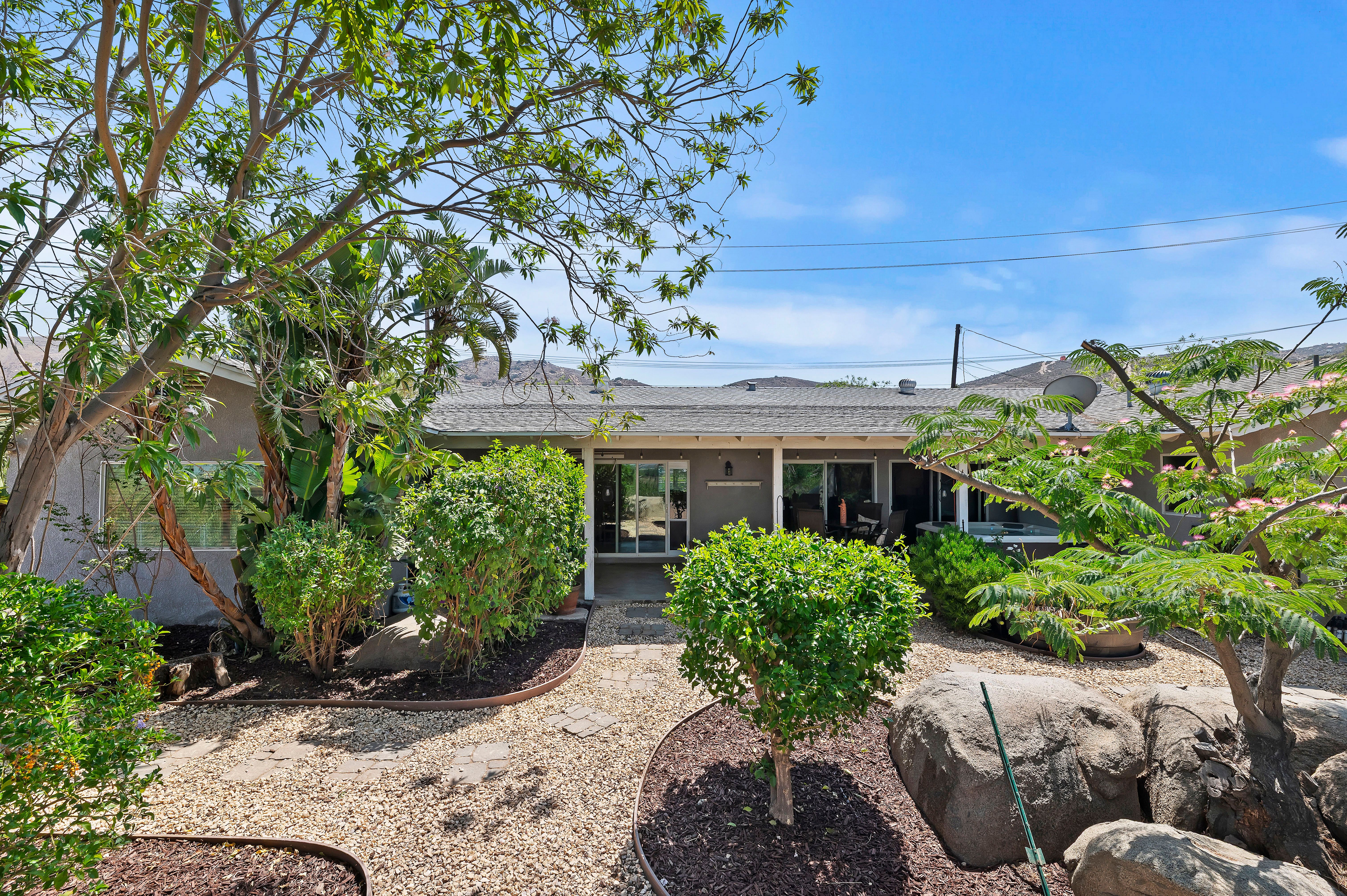  115 East Street, Norco, CA 92860 - 物件實景