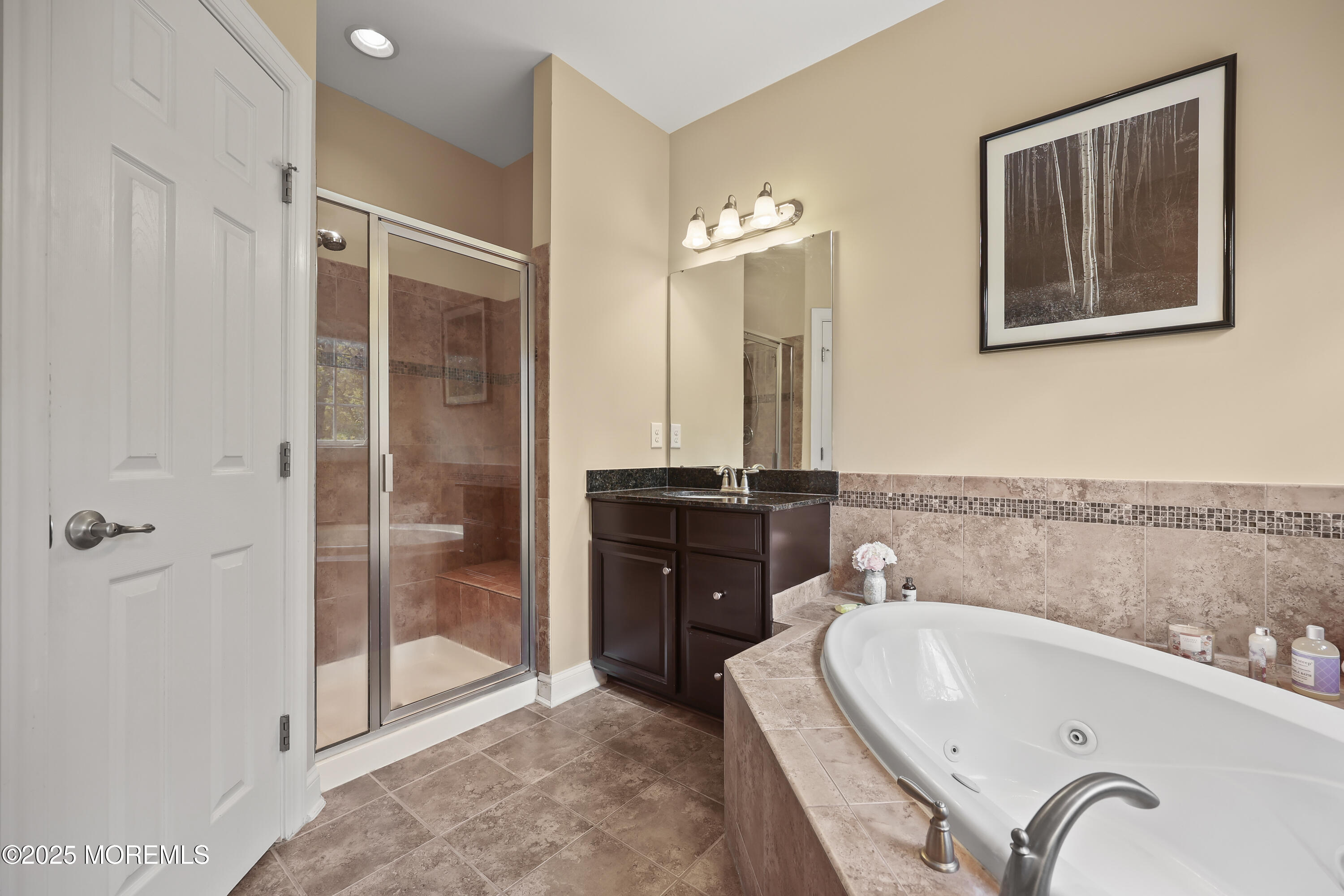 Middletown, New Jersey, 07748, United States, 3 Bedrooms Bedrooms, ,3 BathroomsBathrooms,Residential,For Sale,1989019