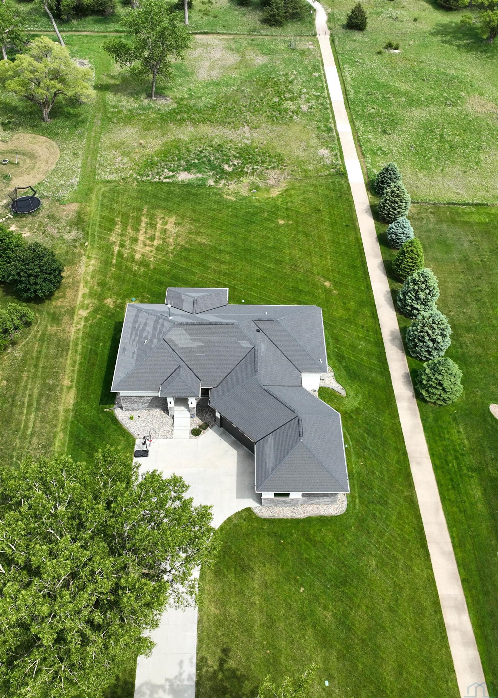 Jefferson, South Dakota, 57038, United States, 6 Bedrooms Bedrooms, ,3 BathroomsBathrooms,Residential,For Sale,1978978