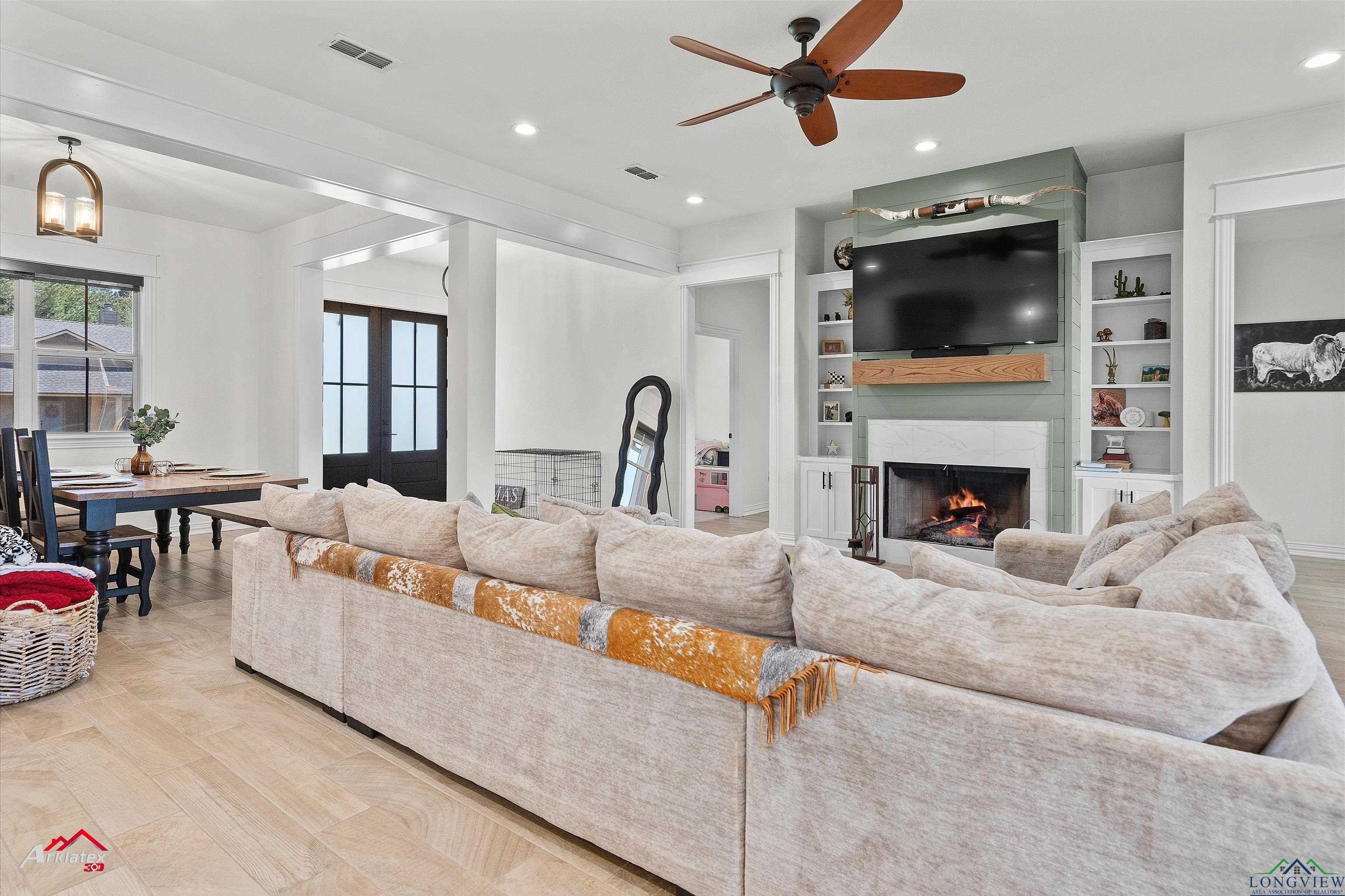 Hallsville, Texas, 75650-3511, United States, 4 Bedrooms Bedrooms, ,3 BathroomsBathrooms,Residential,For Sale,1980280