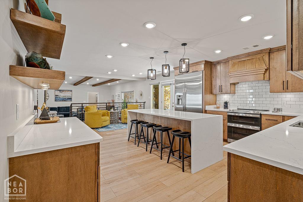 Jonesboro, Arkansas, 72404, United States, ,4 BathroomsBathrooms,Residential,For Sale,1982886