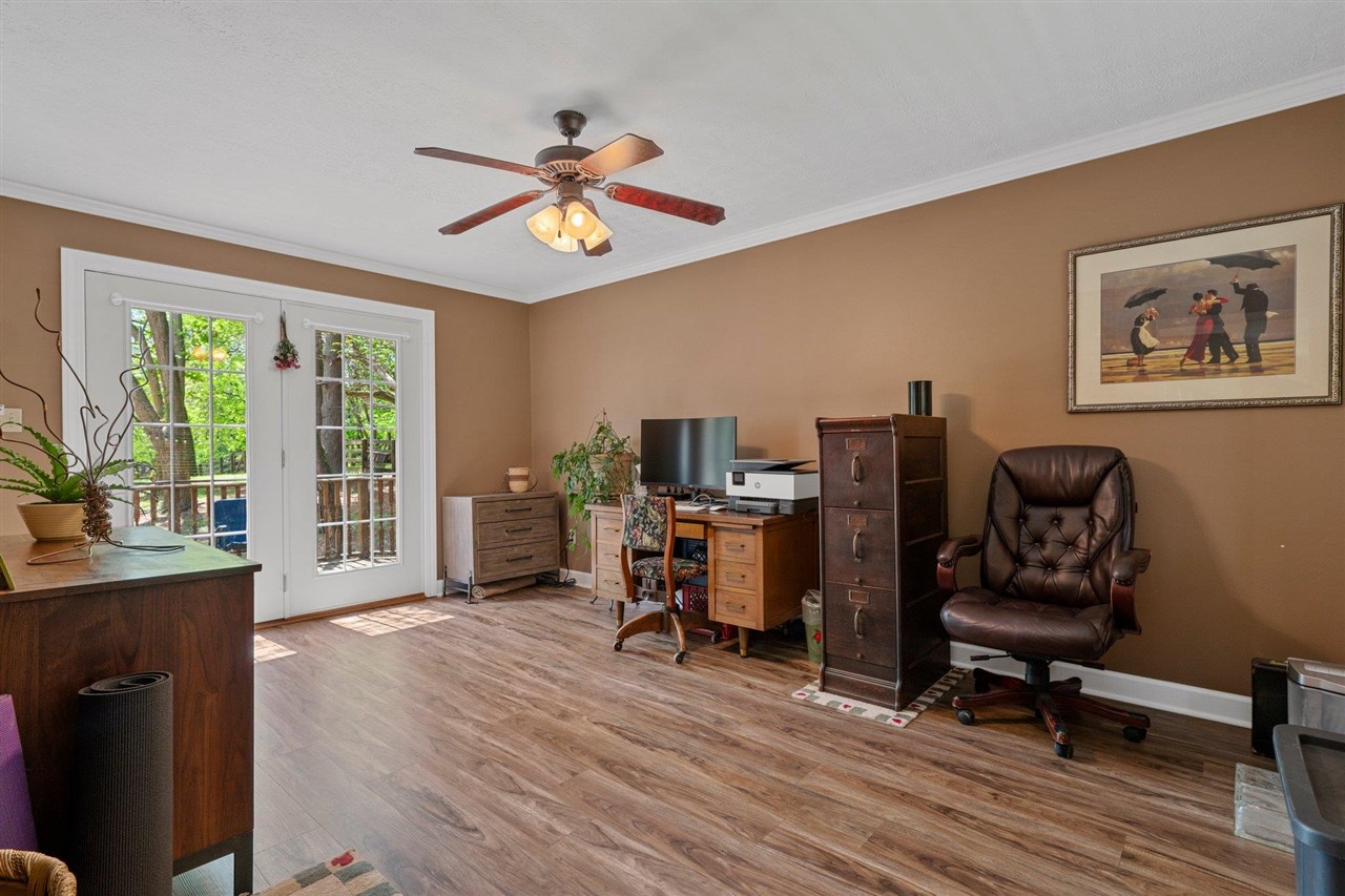 Bowling Green, Kentucky, 42103, United States, 4 Bedrooms Bedrooms, ,5 BathroomsBathrooms,Residential,For Sale,1785083