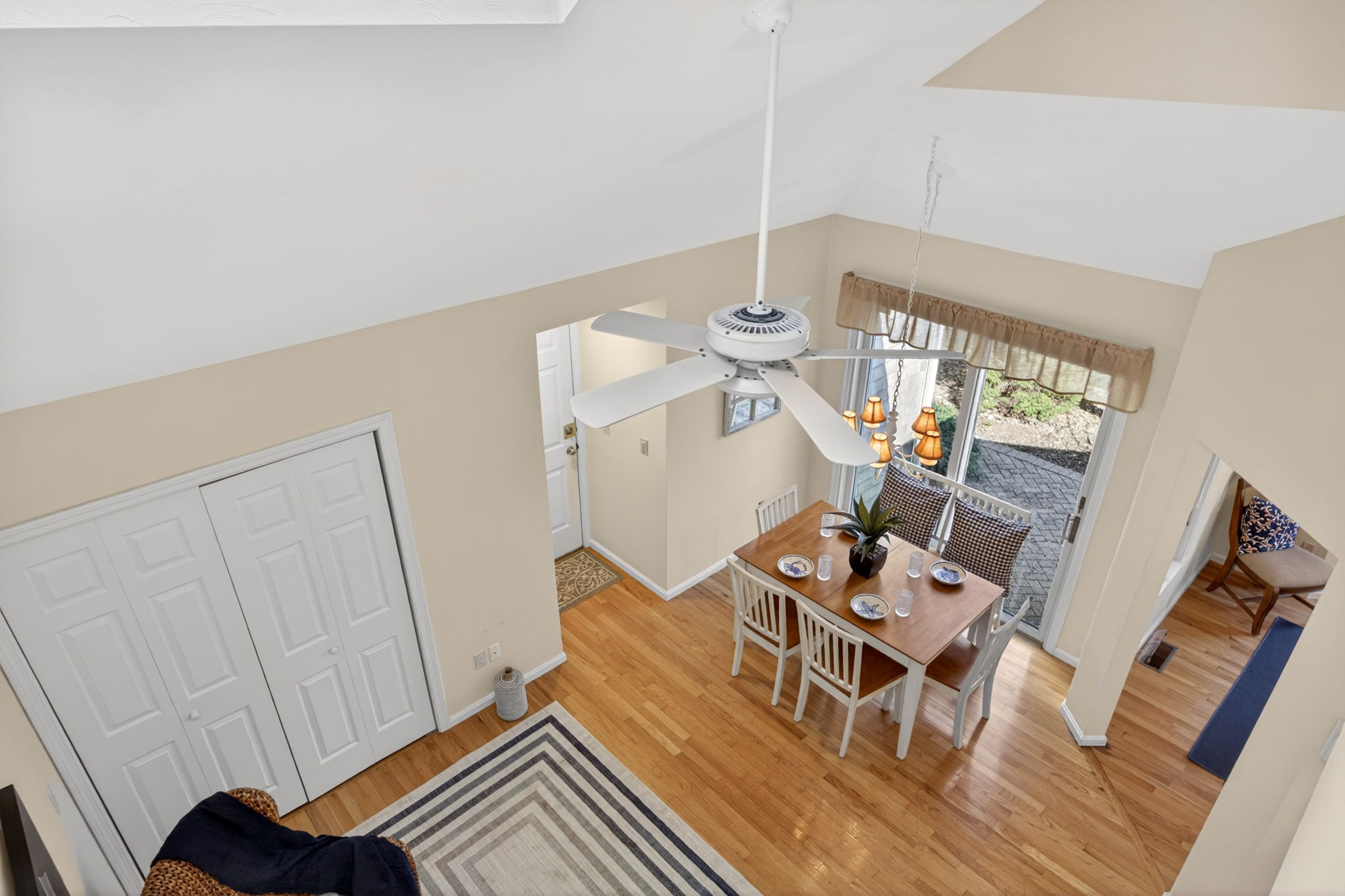  24 W Woods Circle, Yarmouth Port, MA, 02675 - 物件實景