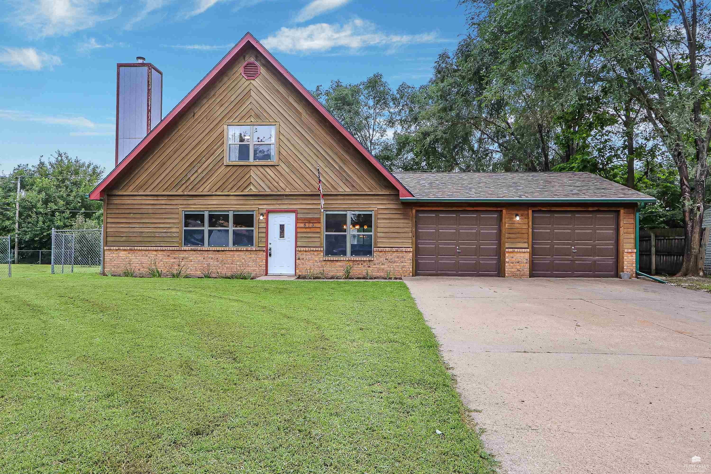Greenfield Cir, Manhattan, KS 66502 #1