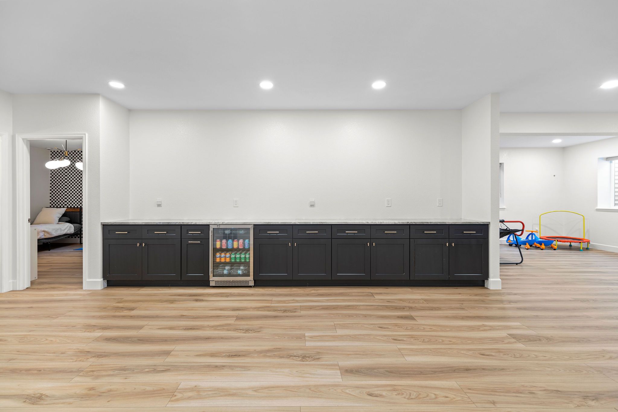  Luxury and comfort come together in this expansive ranch-style home - 物件實景