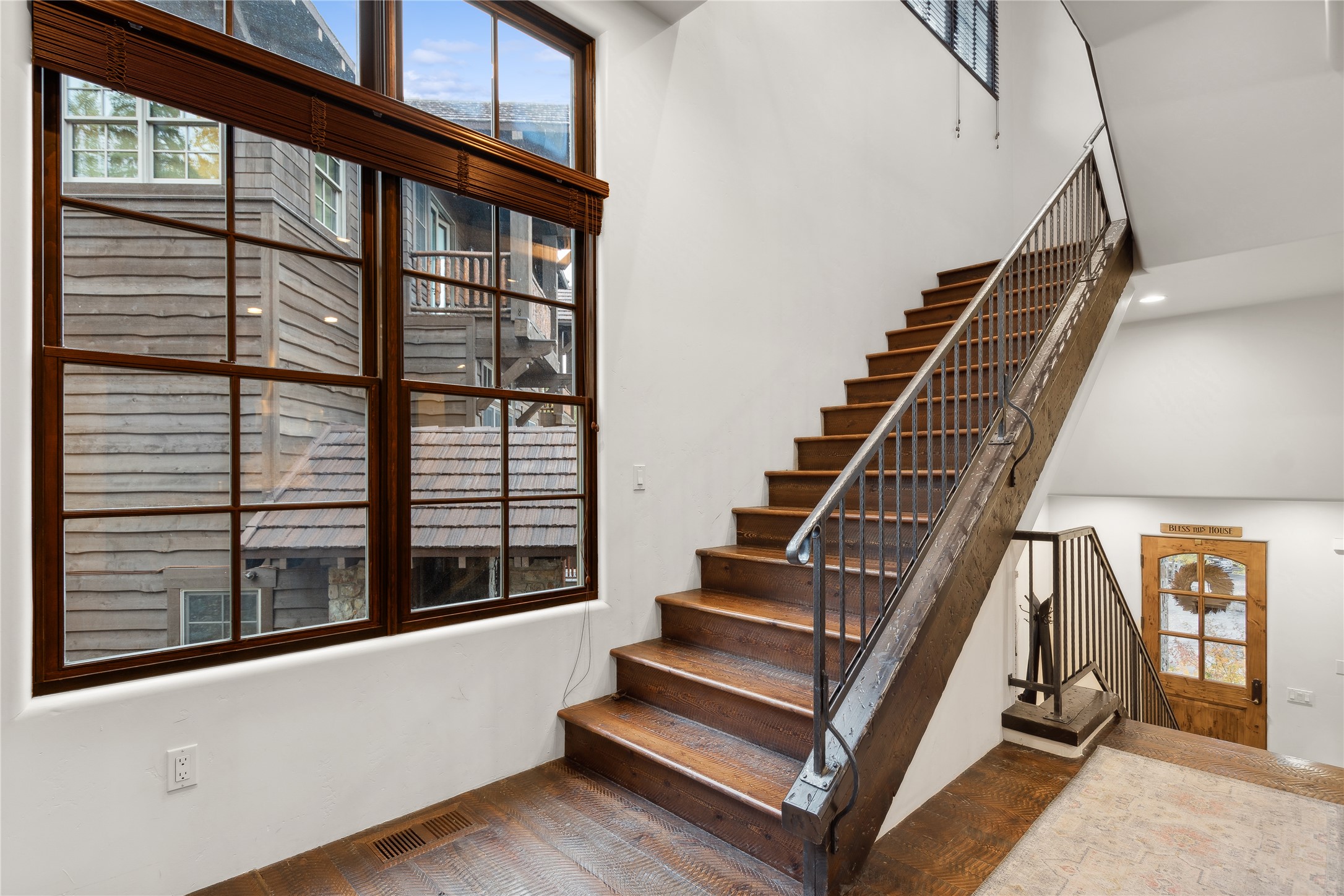  89 Slopeside Drive , 4 - 物件實景