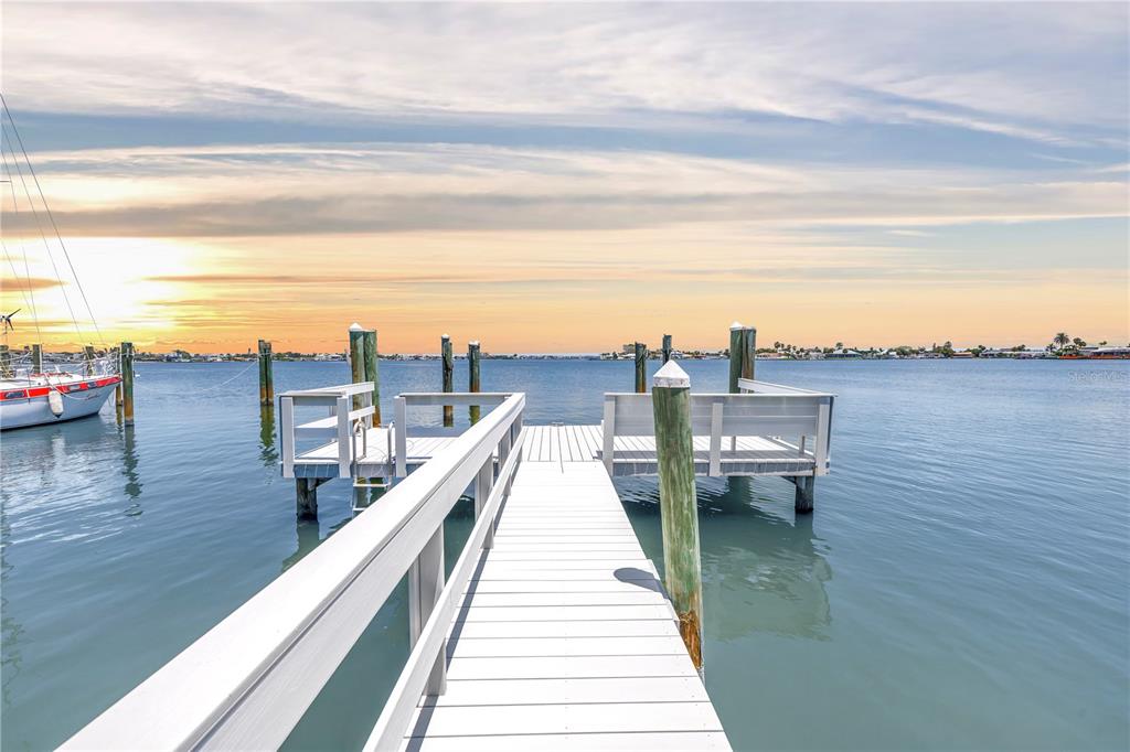 St Pete Beach, Florida, 33706, United States, 3 Bedrooms Bedrooms, ,2 BathroomsBathrooms,Residential,For Sale,1942197