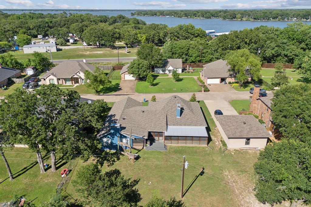 Quinlan, Texas, 75474, United States, 5 Bedrooms Bedrooms, ,3 BathroomsBathrooms,Residential,For Sale,1828402
