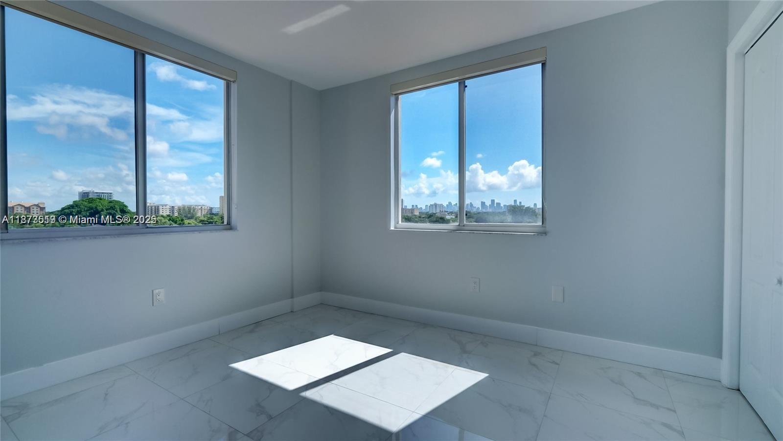 Miami, Florida, 33133, United States, 2 Bedrooms Bedrooms, ,2 BathroomsBathrooms,Residential,For Sale,1939288