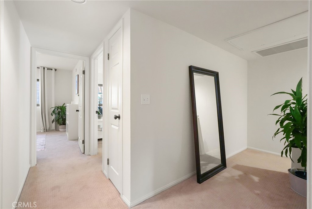 Lake Balboa, California, 91406, United States, 3 Bedrooms Bedrooms, ,3 BathroomsBathrooms,Residential,For Sale,1992024