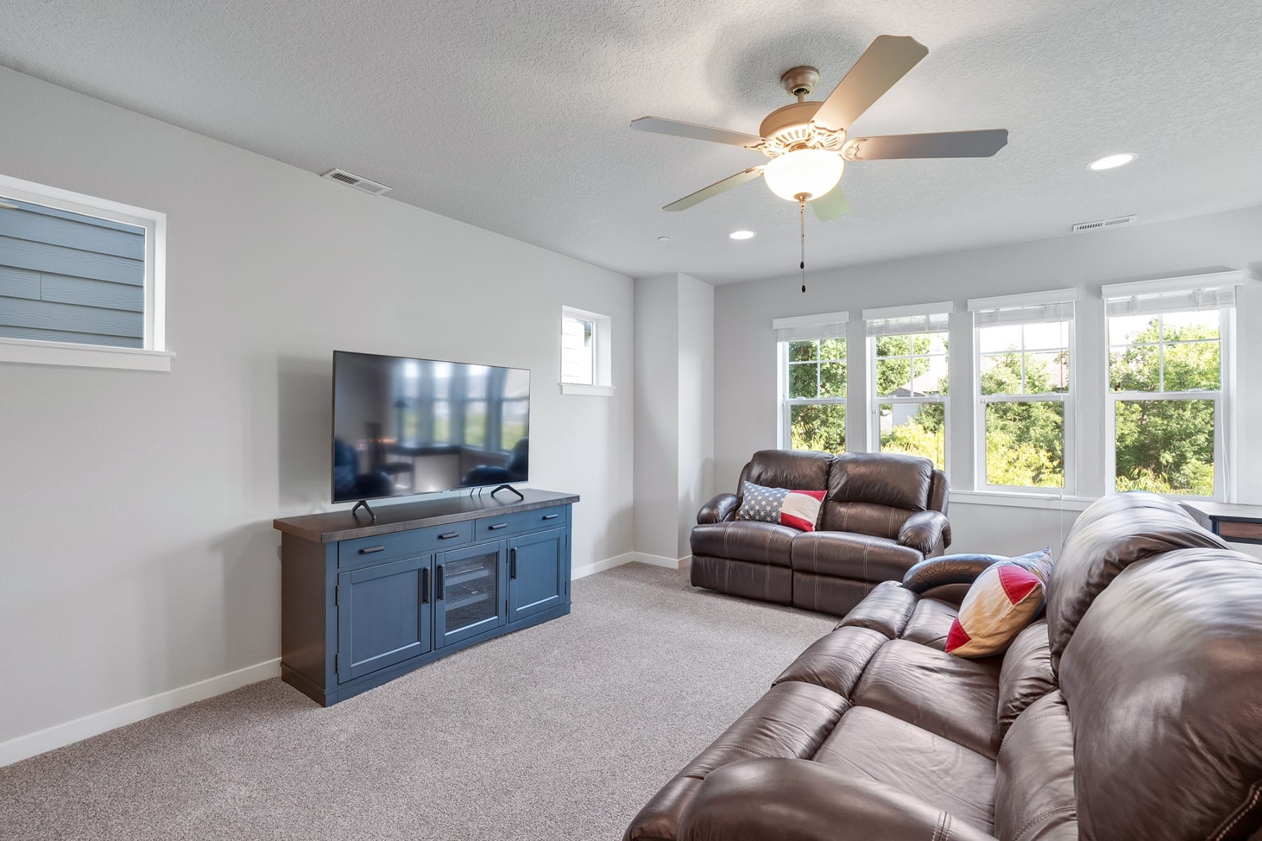  29021 SW VILLEBOIS DR Wilsonville, OR 97070 - 物件實景