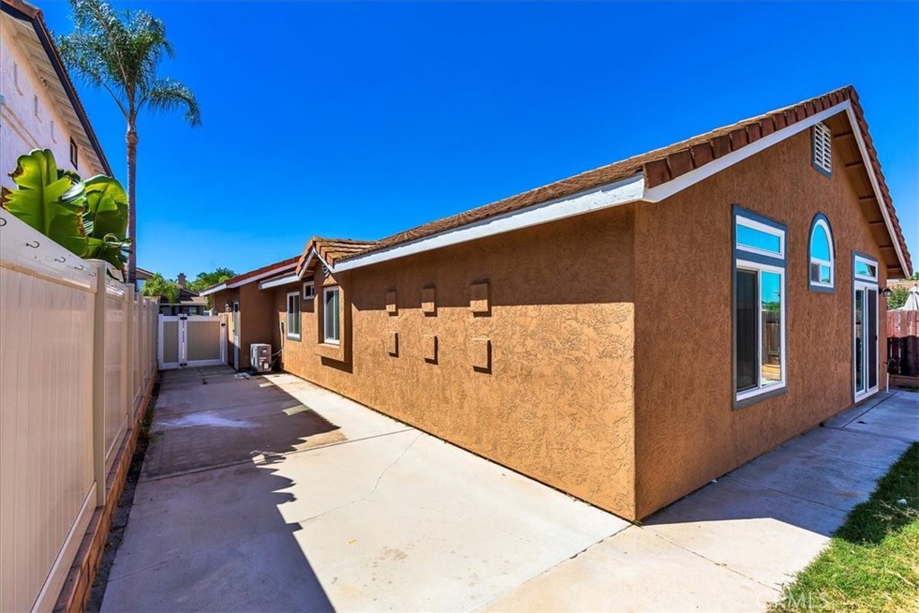 Temecula, California, 92592, United States, 3 Bedrooms Bedrooms, ,2 BathroomsBathrooms,Residential,For Sale,1926077
