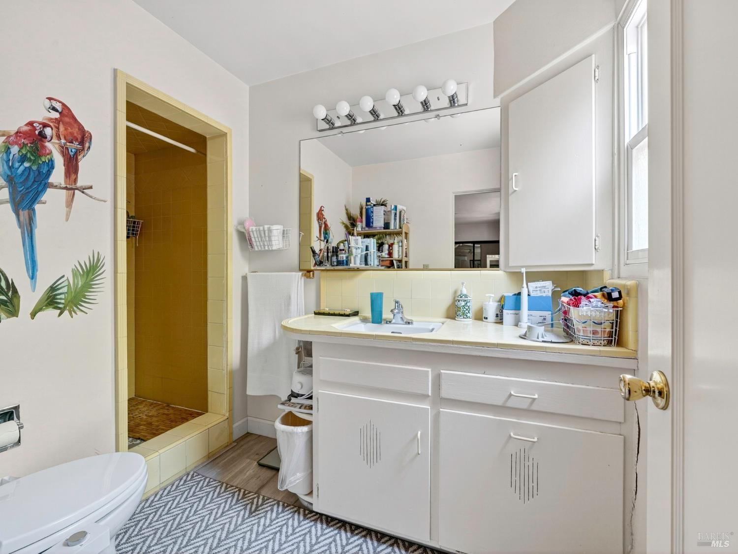 St. Helena, California, 94574, United States, 2 Bedrooms Bedrooms, ,2 BathroomsBathrooms,Residential,For Sale,1932187
