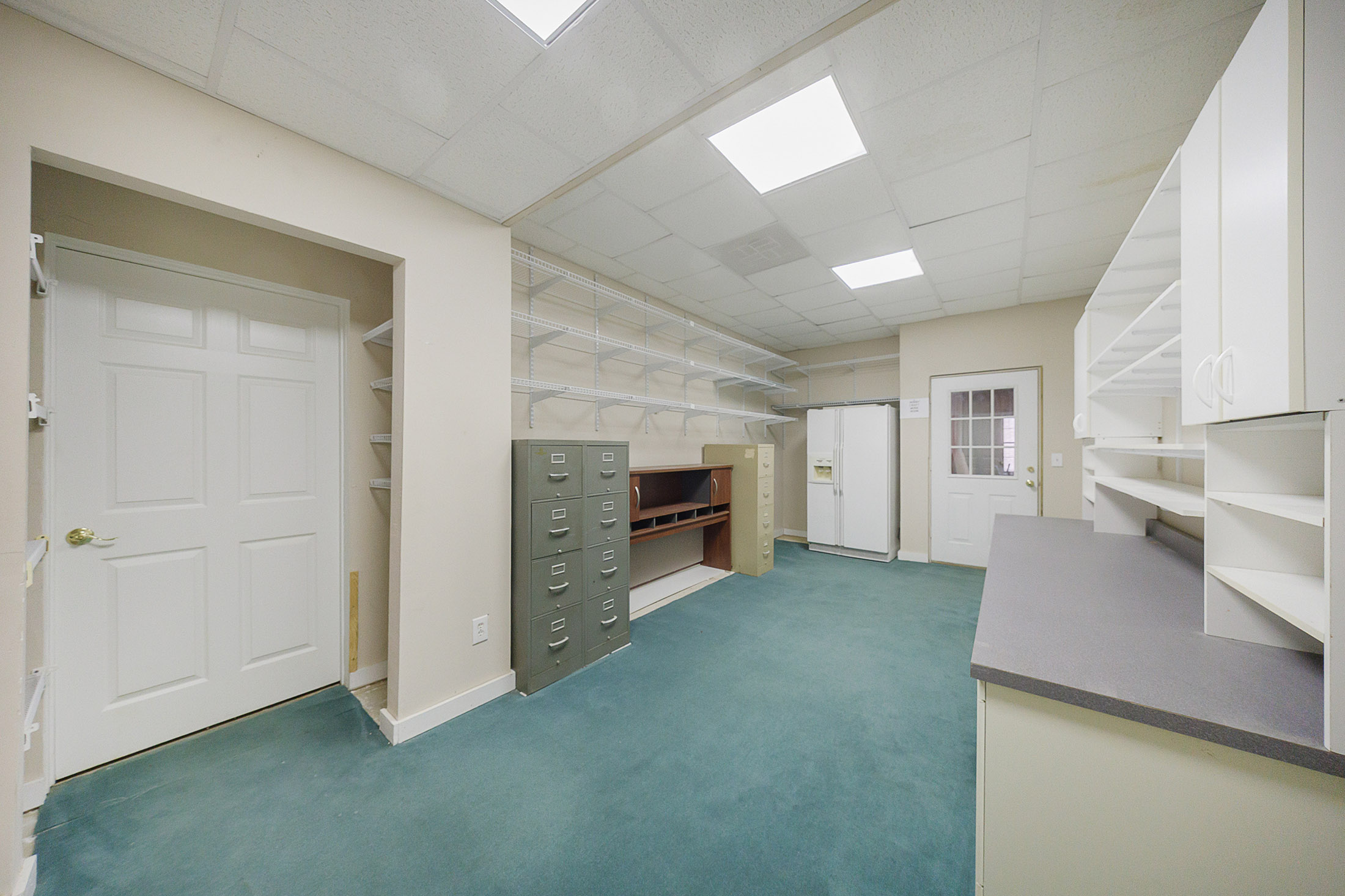  A Rare Opportunity to Own a Developer-Designed Lakefront Estate - 物件實景