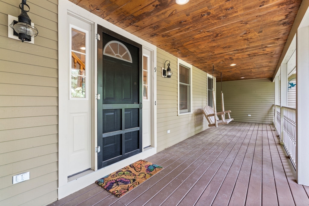 Princeton, Massachusetts, 01541, United States, 4 Bedrooms Bedrooms, ,4 BathroomsBathrooms,Residential,For Sale,2005212