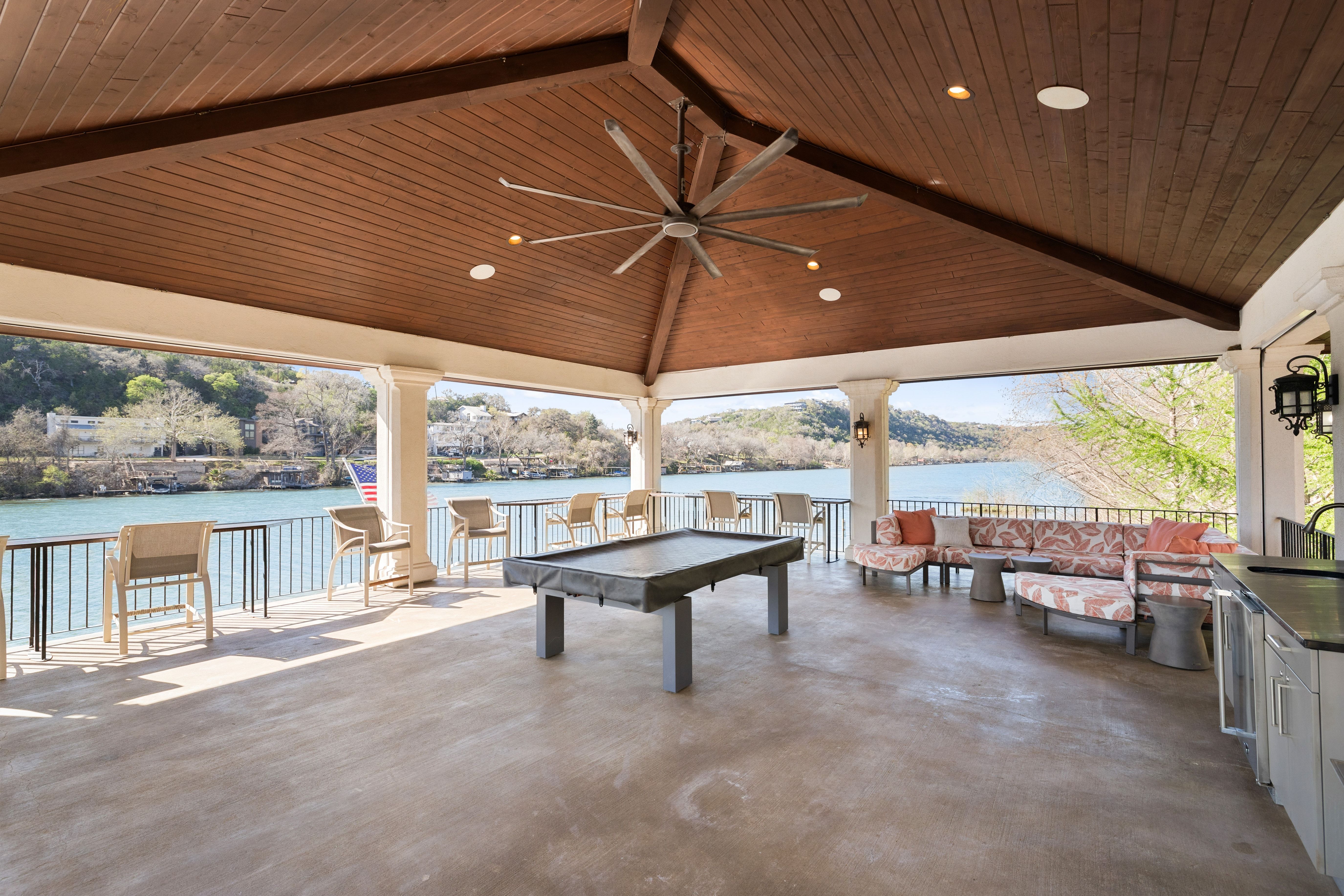  Butterfly Beach on Lake Austin - 物件實景