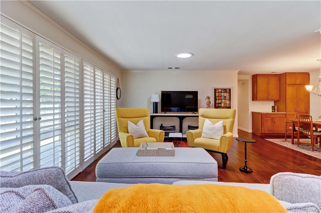 Laguna Woods, California, 92637, United States, 2 Bedrooms Bedrooms, ,1 BathroomBathrooms,Residential,For Sale,1943629