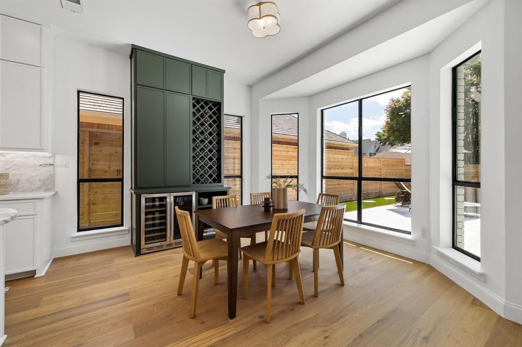 Dallas, Texas, 75287, United States, 5 Bedrooms Bedrooms, ,5 BathroomsBathrooms,Residential,For Sale,2003139