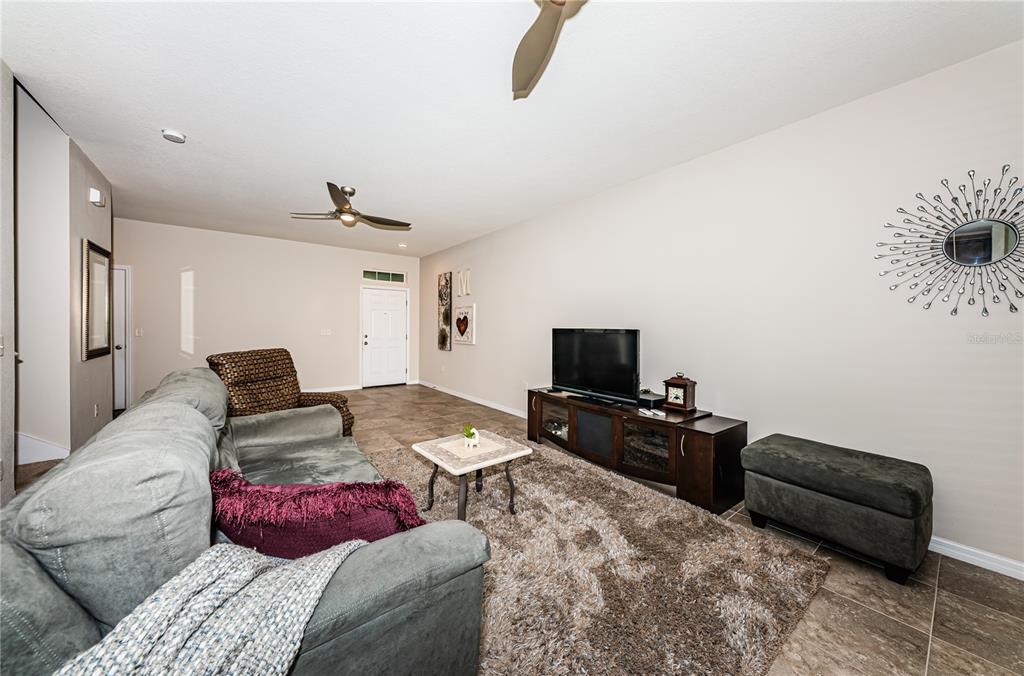 St Petersburg, Florida, 33703, United States, 3 Bedrooms Bedrooms, ,3 BathroomsBathrooms,Residential,For Sale,1827032