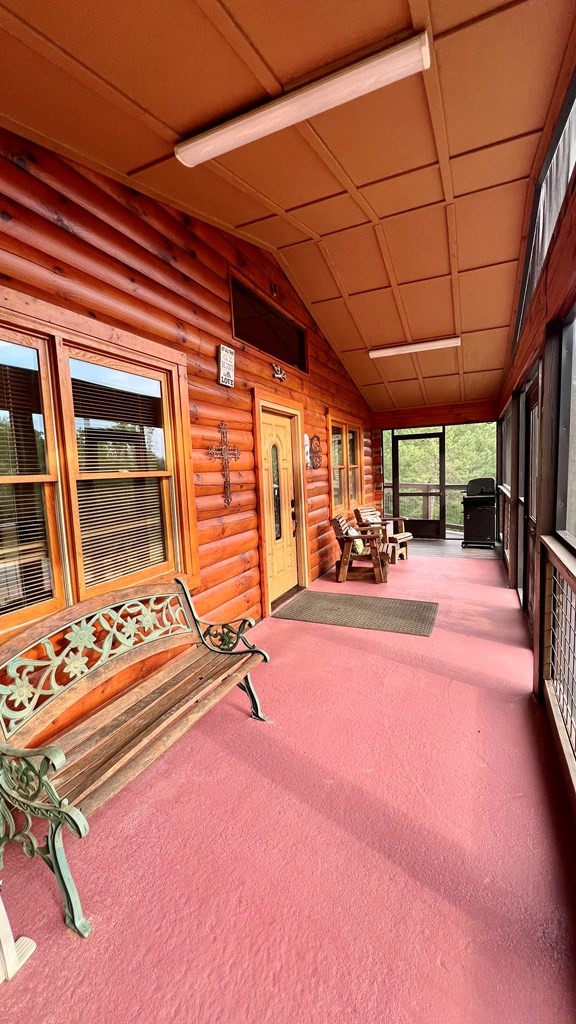 Blairsville, Georgia, 30512, United States, 3 Bedrooms Bedrooms, ,2 BathroomsBathrooms,Residential,For Sale,1930020