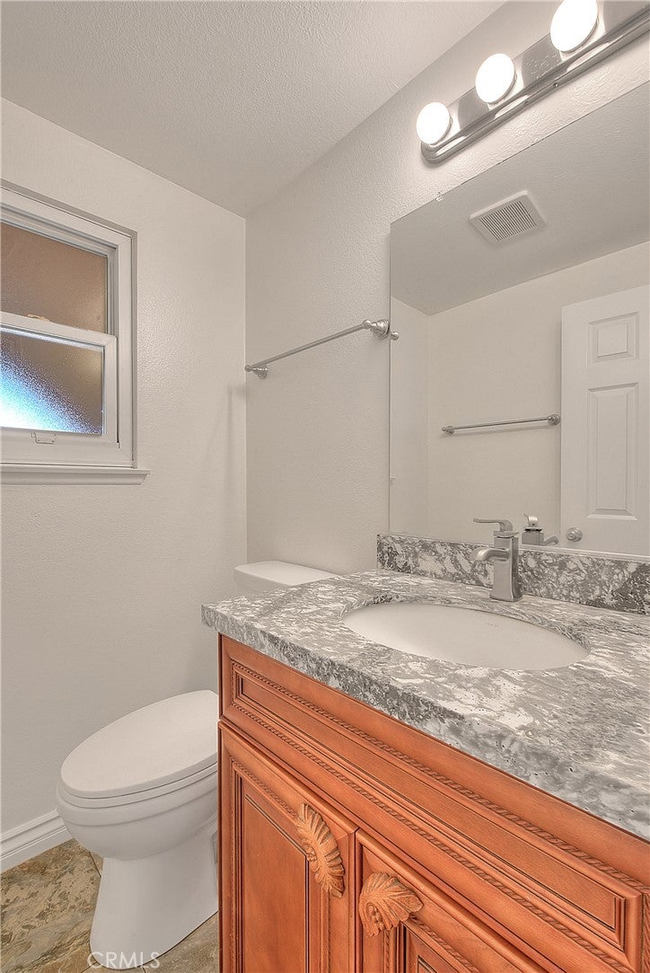 Ontario, California, 91764, United States, 4 Bedrooms Bedrooms, ,3 BathroomsBathrooms,Residential,For Sale,1992341