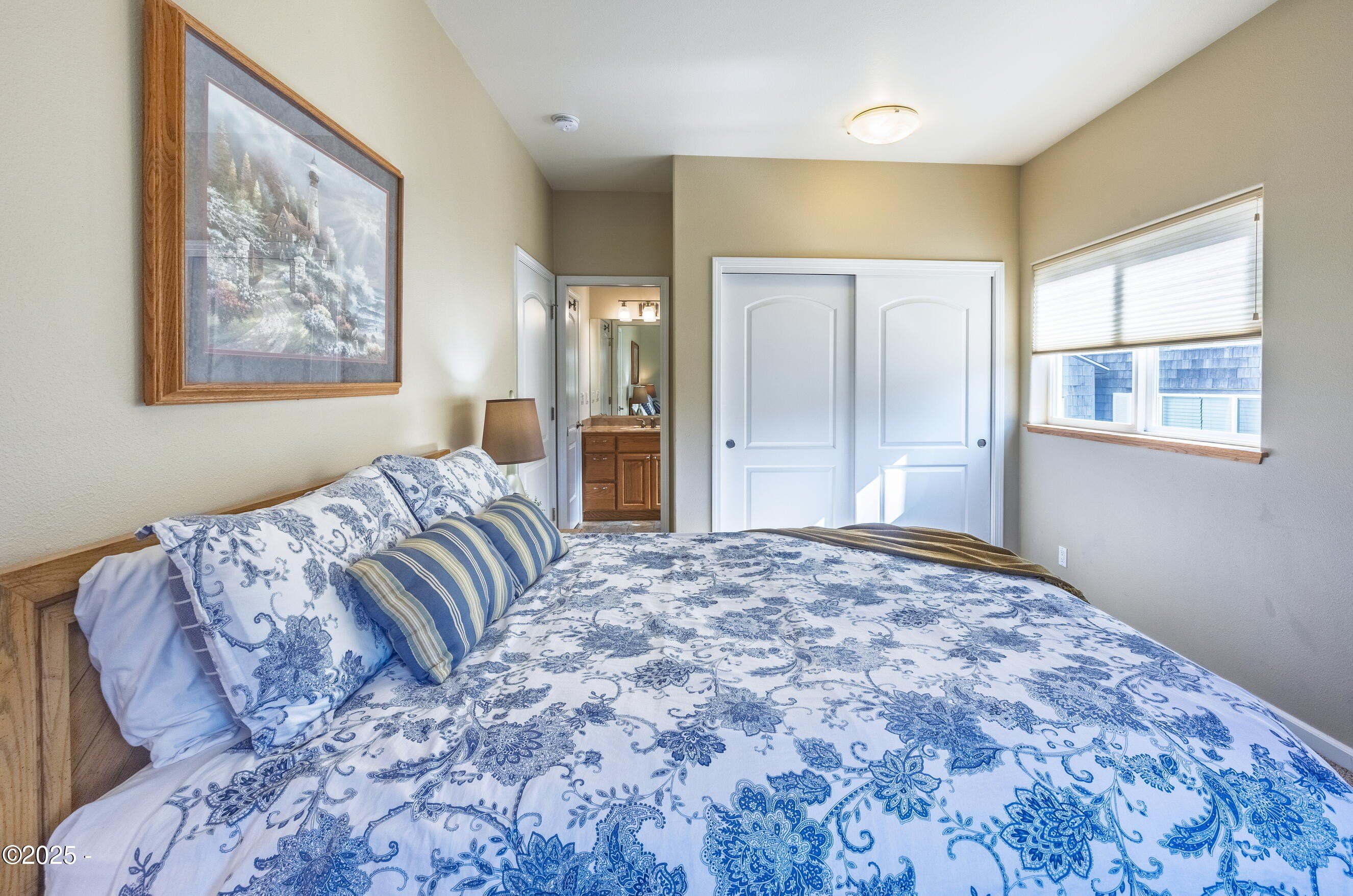 Lincoln City, Oregon, 97367, United States, 4 Bedrooms Bedrooms, ,Residential,For Sale,1793878