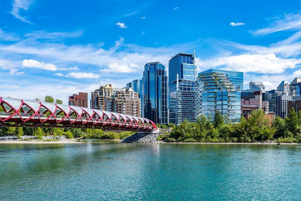 CALGARY, Alberta, T2P 5J9, CA, 2 Bedrooms Bedrooms, ,6 BathroomsBathrooms,Residential,For Sale,1987671