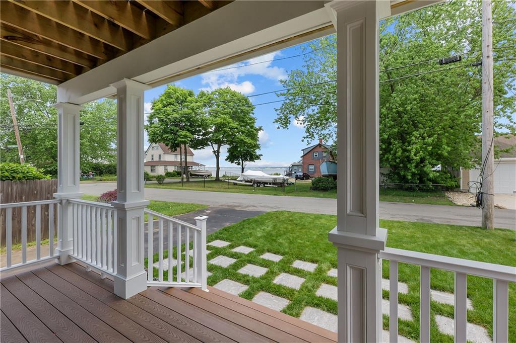 Warwick, Rhode Island, 02889, United States, 3 Bedrooms Bedrooms, ,2 BathroomsBathrooms,Residential,For Sale,1937520