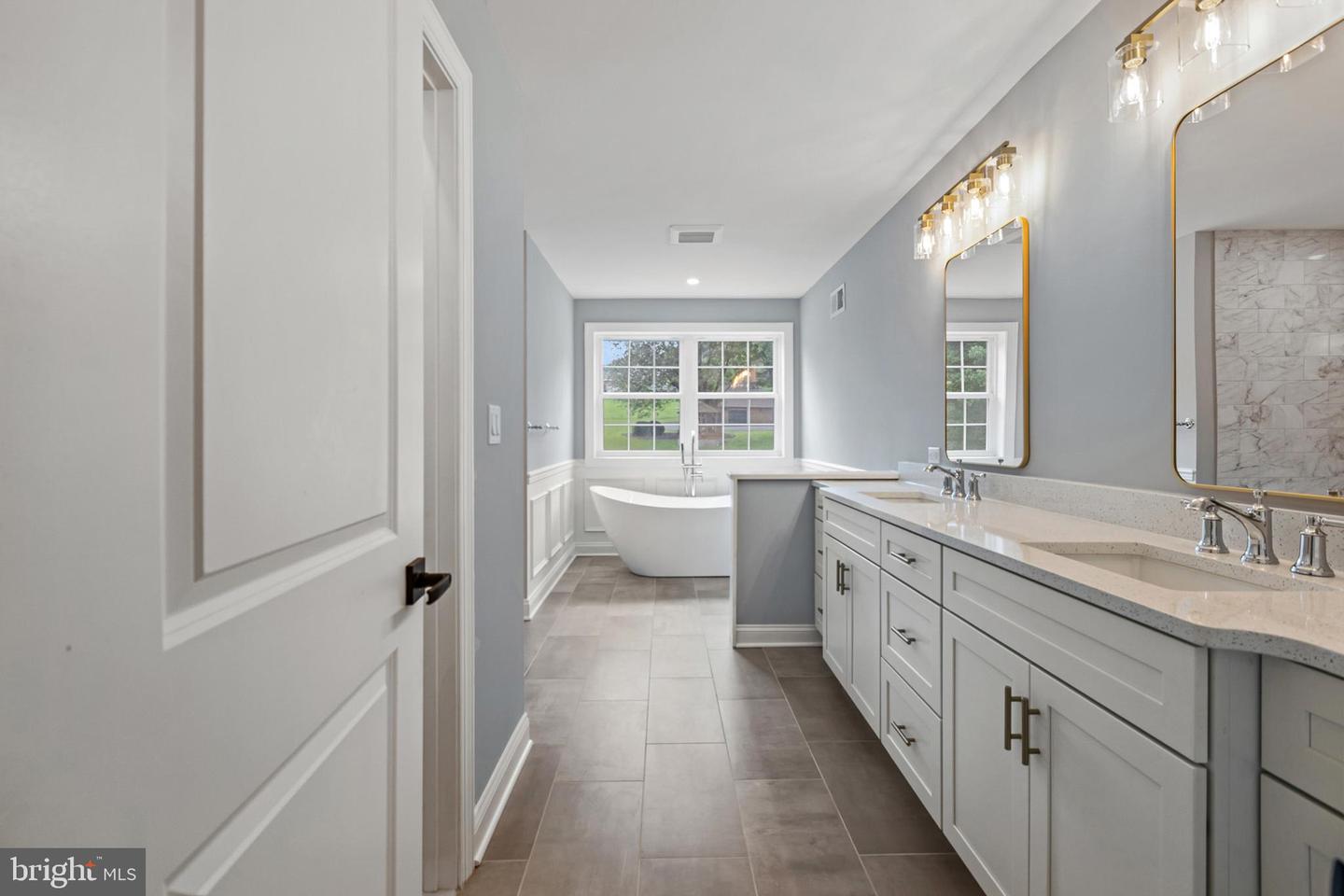 NEWARK, Delaware, 19711, United States, 4 Bedrooms Bedrooms, ,3 BathroomsBathrooms,Residential,For Sale,1905769