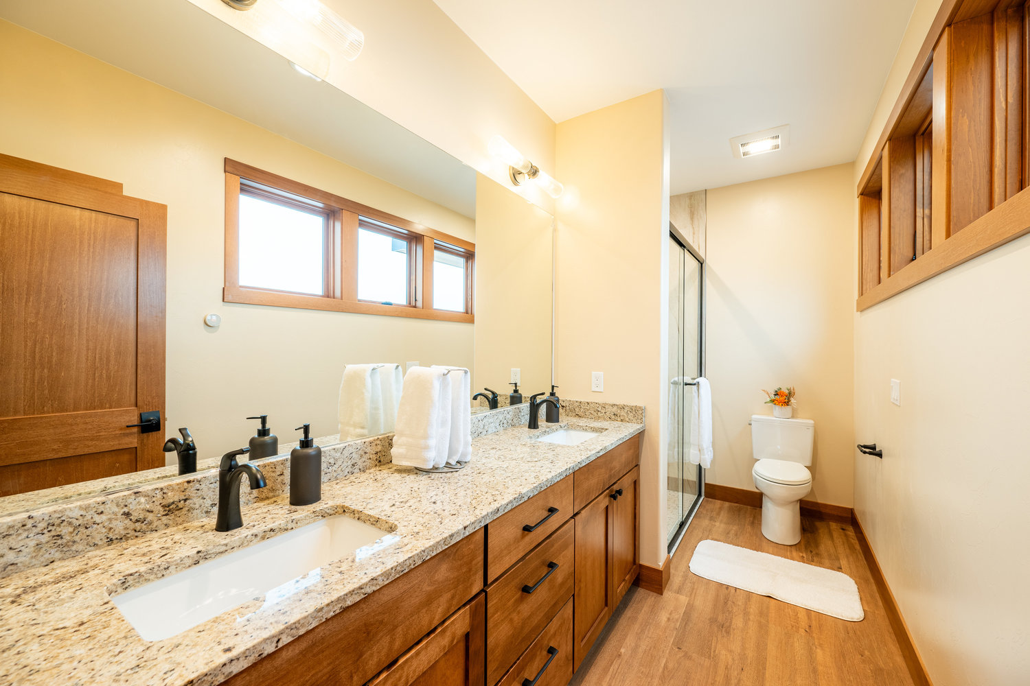 Sheridan, Wyoming, 82801, United States, 4 Bedrooms Bedrooms, ,4 BathroomsBathrooms,Residential,For Sale,1984212