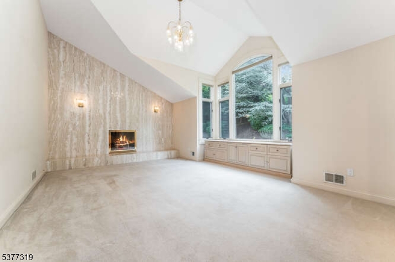 Bethlehem Twp., New Jersey, 08826, United States, 4 Bedrooms Bedrooms, ,3 BathroomsBathrooms,Residential,For Sale,1912000