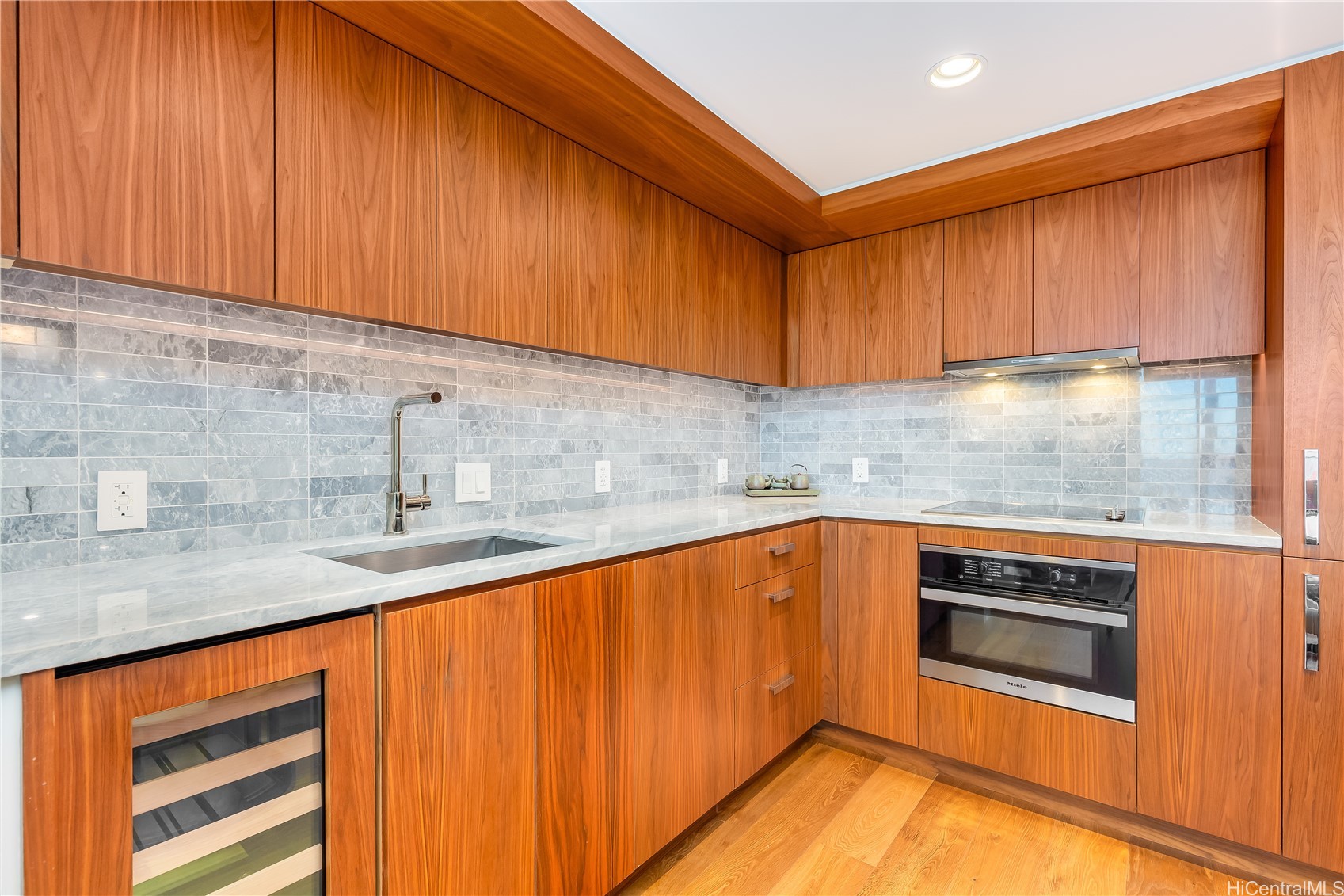 Honolulu, Hawaii, 96815, United States, ,Residential,For Sale,1792976