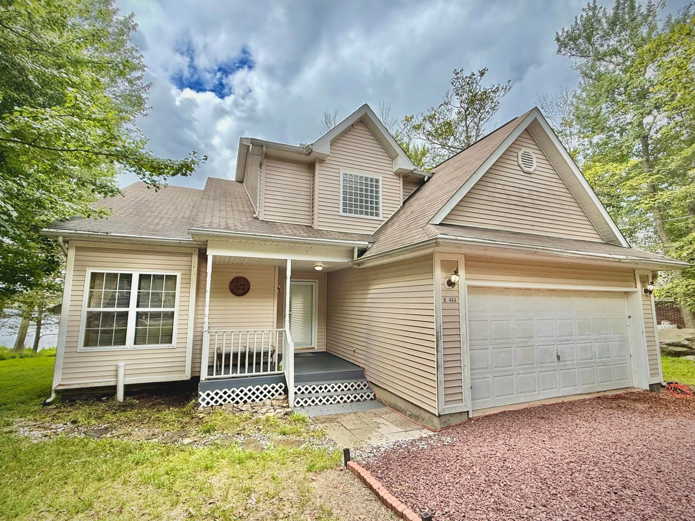 Tobyhanna, Pennsylvania, 18466, United States, 3 Bedrooms Bedrooms, ,3 BathroomsBathrooms,Residential,For Sale,1887913