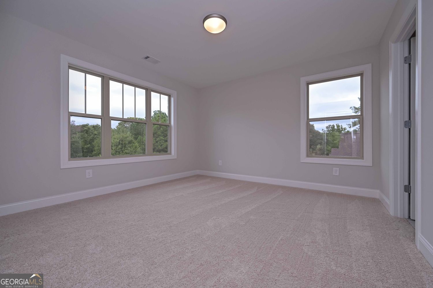 Douglasville, Georgia, 30135, United States, 5 Bedrooms Bedrooms, ,5 BathroomsBathrooms,Residential,For Sale,1929724