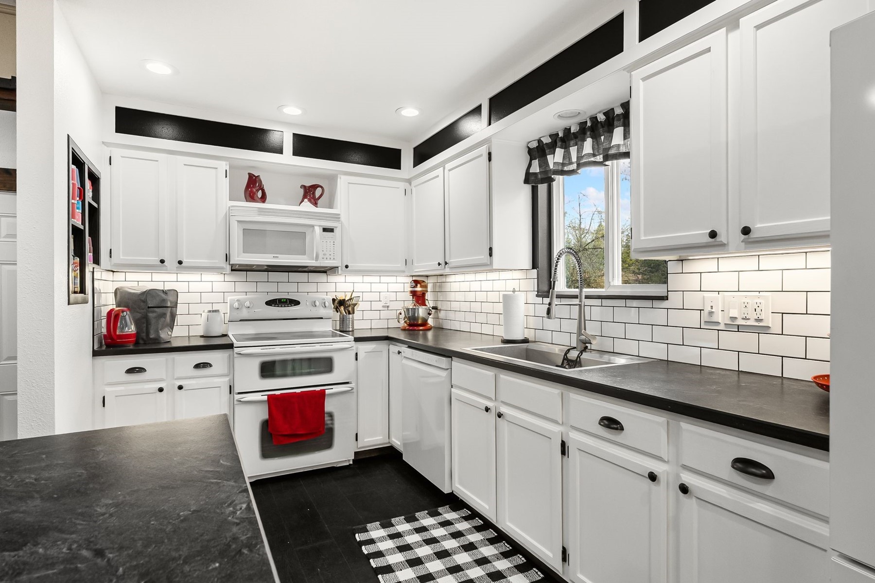  Sagle Multi-Generational - 物件實景