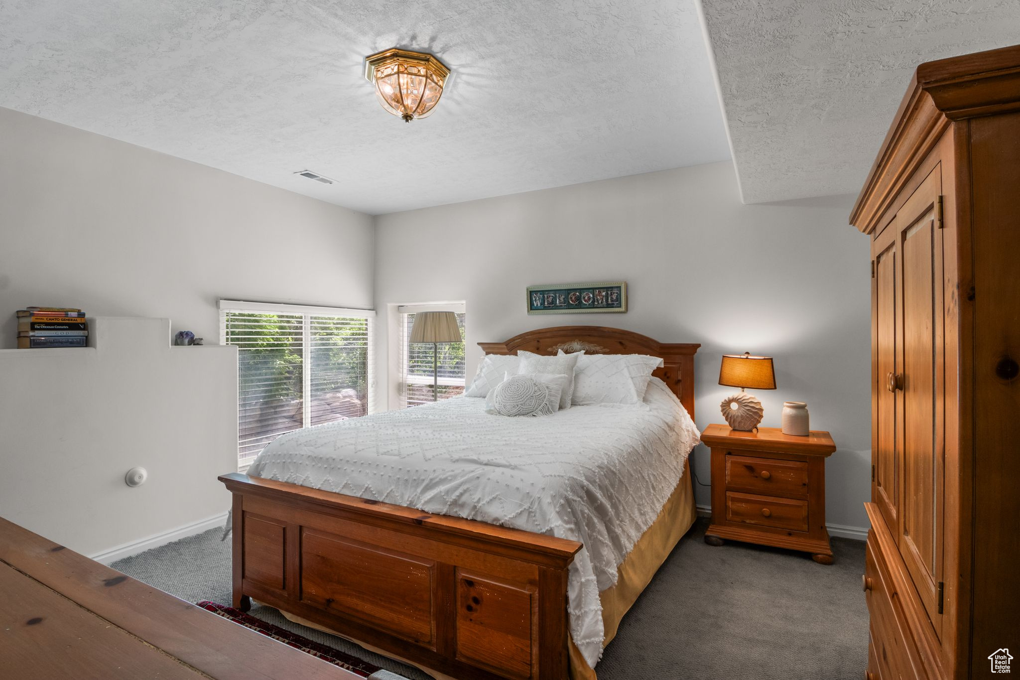 Draper, Utah, 84020, United States, 5 Bedrooms Bedrooms, ,3 BathroomsBathrooms,Residential,For Sale,1828225