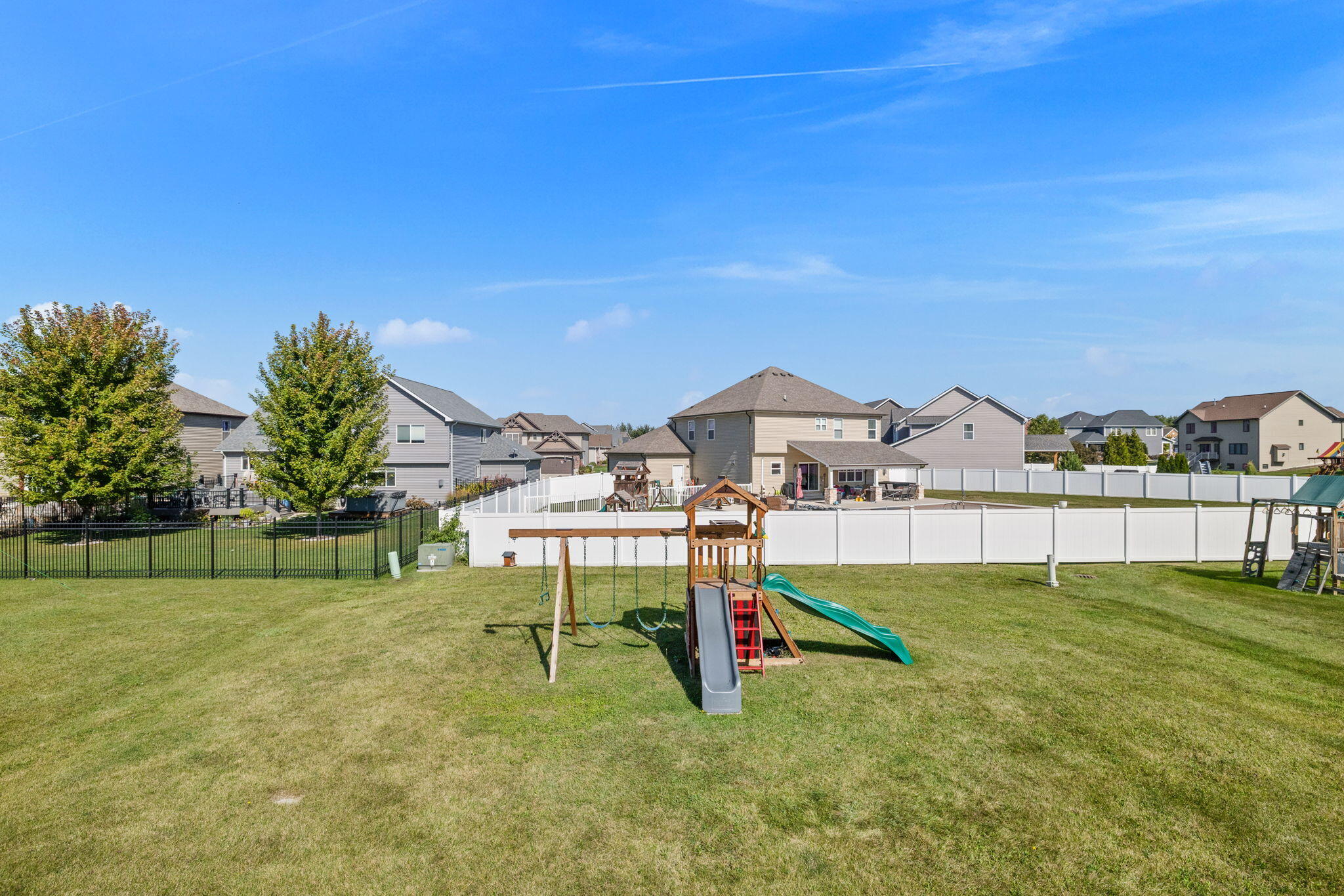 Crown Point, Indiana, 46307, United States, 5 Bedrooms Bedrooms, ,3 BathroomsBathrooms,Residential,For Sale,1956360