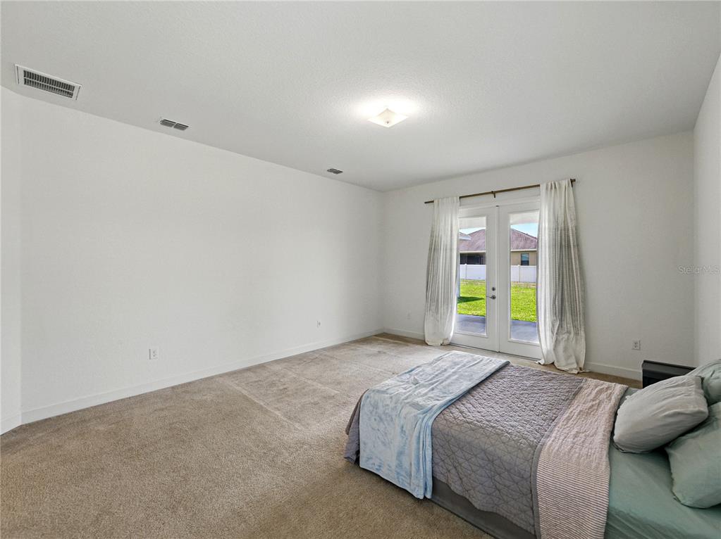 Lakeland, Florida, 33813, United States, 4 Bedrooms Bedrooms, ,3 BathroomsBathrooms,Residential,For Sale,1829235