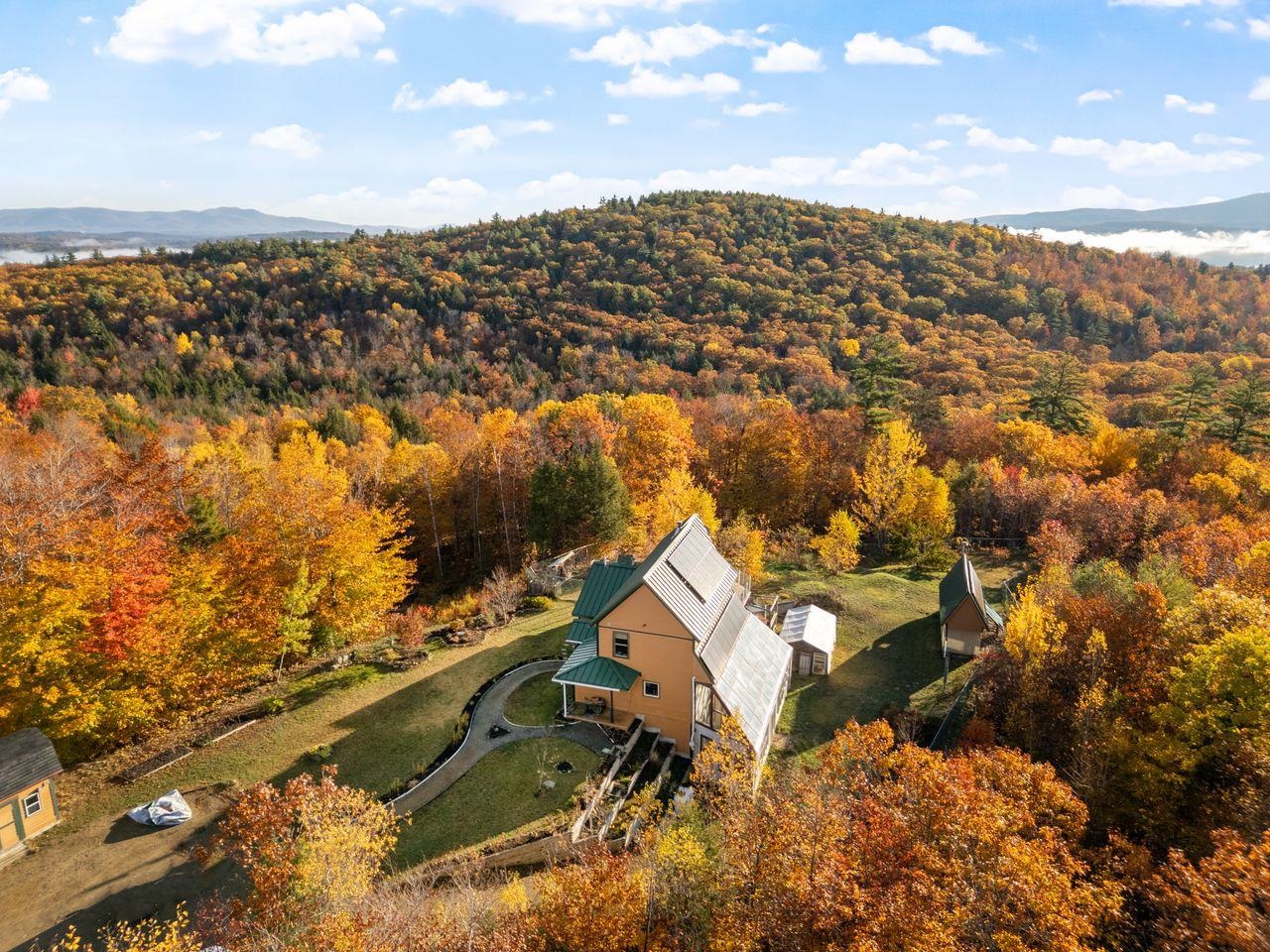 Meredith, New Hampshire, 03253, United States, 2 Bedrooms Bedrooms, ,3 BathroomsBathrooms,Residential,For Sale,1988258