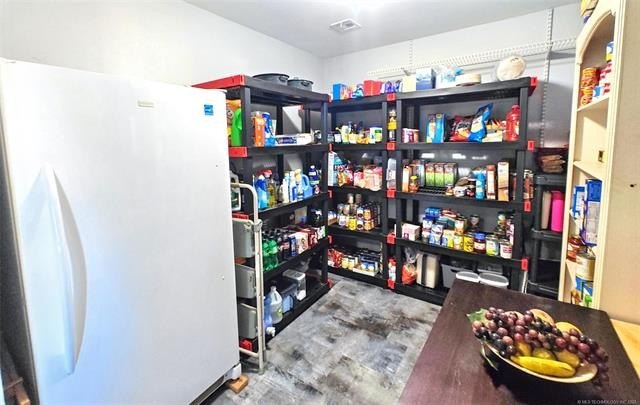 Tahlequah, Oklahoma, 74464, United States, 2 Bedrooms Bedrooms, ,2 BathroomsBathrooms,Residential,For Sale,1977801