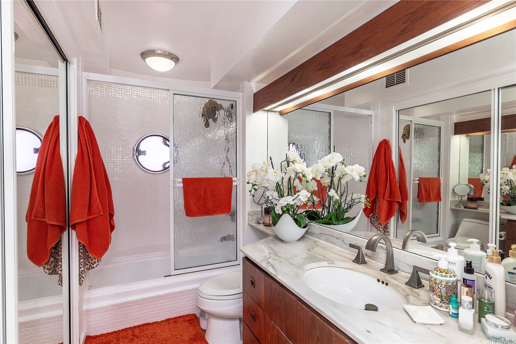 Honolulu, Hawaii, 96815, United States, 2 Bedrooms Bedrooms, ,2 BathroomsBathrooms,Residential,For Sale,1818249