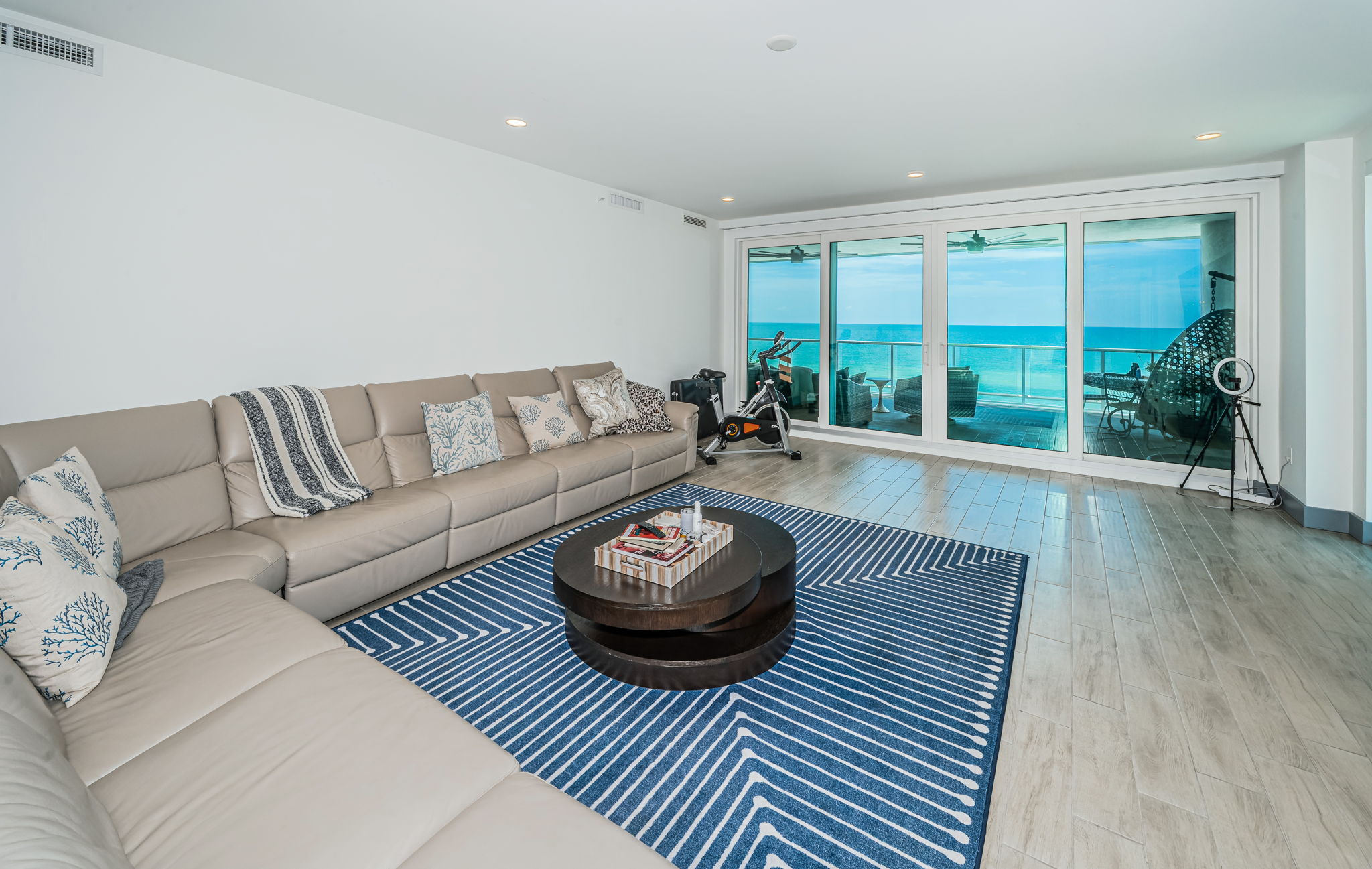 Indian Shores, Florida, 33785, United States, 43 Bedrooms Bedrooms, ,1 BathroomBathrooms,Residential,For Sale,1978851