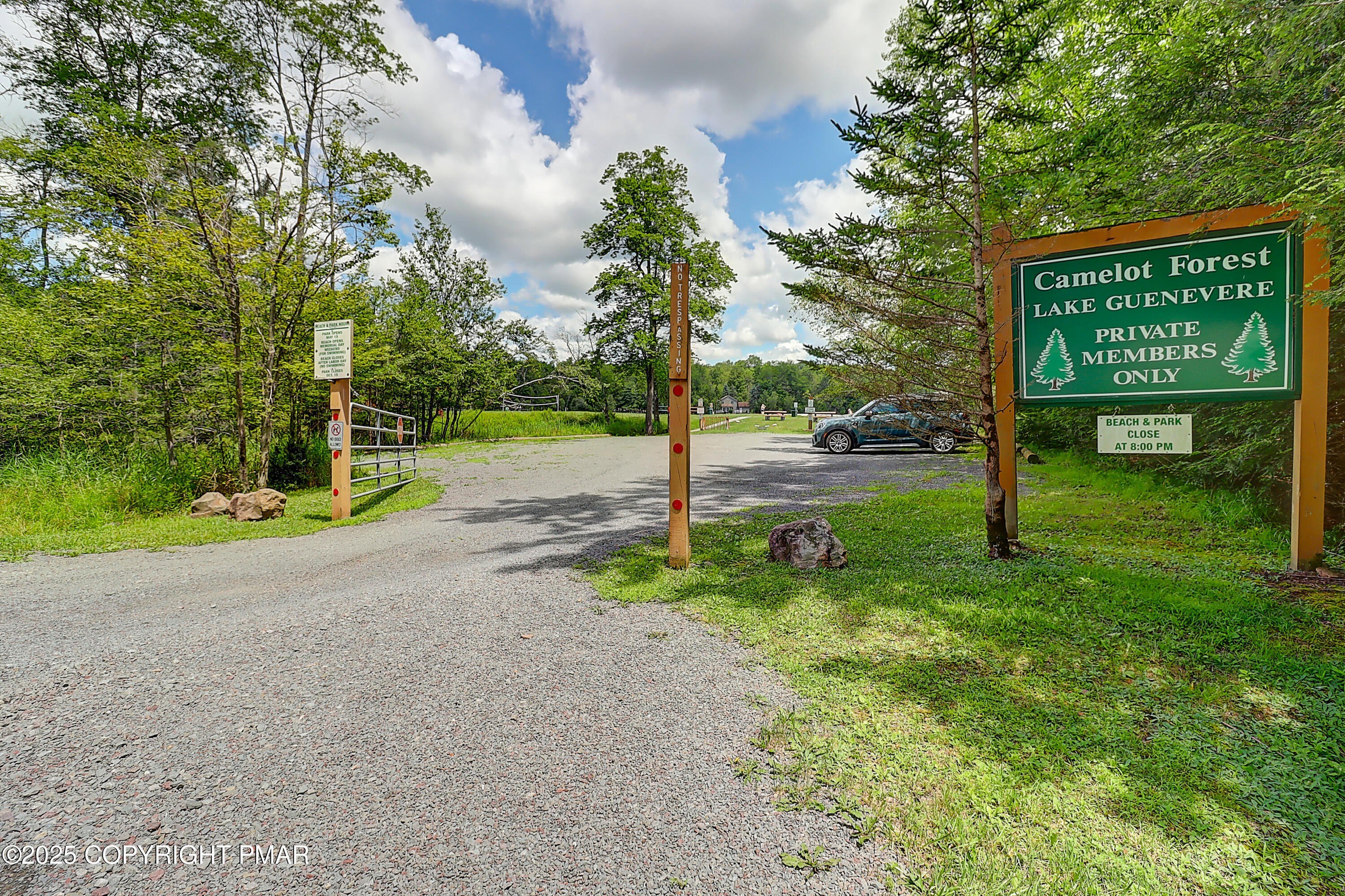 Blakeslee, Pennsylvania, 18610, United States, 4 Bedrooms Bedrooms, ,4 BathroomsBathrooms,Residential,For Sale,1982561