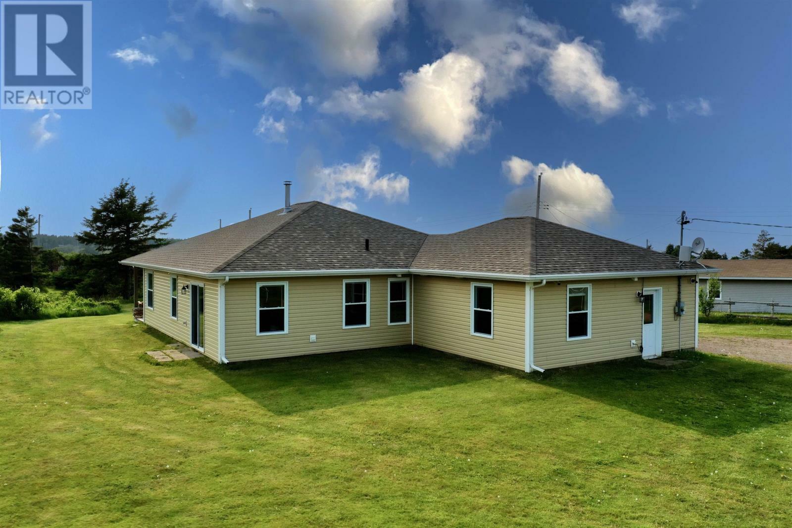 CAVENDISH, Prince Edward Island, C0A 1N0, CA, 2 Bedrooms Bedrooms, ,2 BathroomsBathrooms,Residential,For Sale,1874884