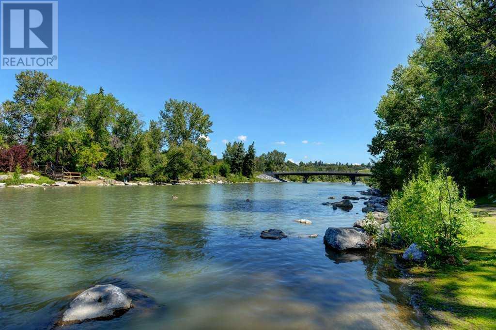 CALGARY, Alberta, T2P 3R8, CA, 2 Bedrooms Bedrooms, ,2 BathroomsBathrooms,Residential,For Sale,1908655