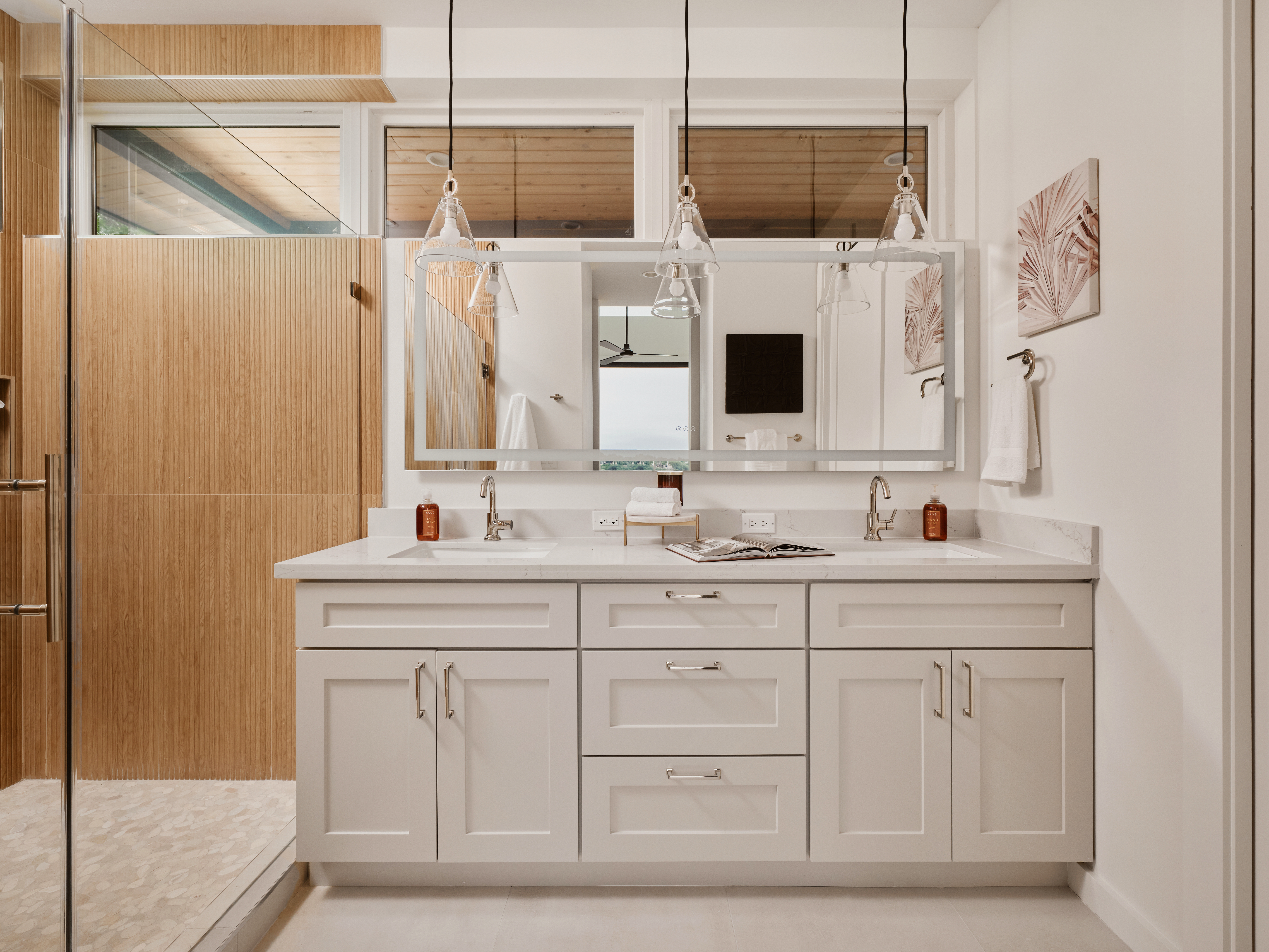  Architectural Elegance Meets Lakeside Living  25623 Singleton Dr, Marble Falls - 物件實景